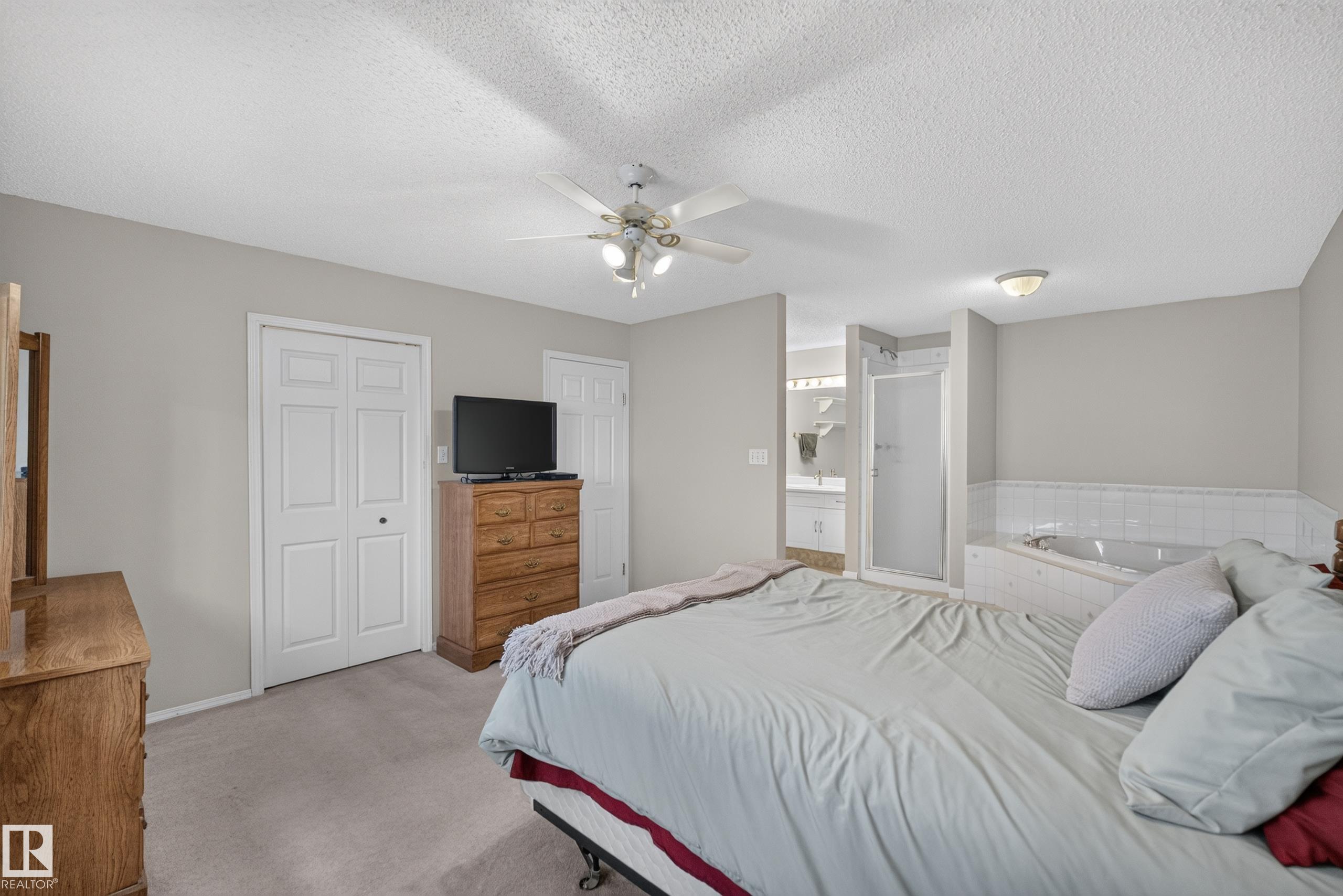Photo 24 at 365 Hollick-kenyon Road NW, Hollick-Kenyon, Edmonton