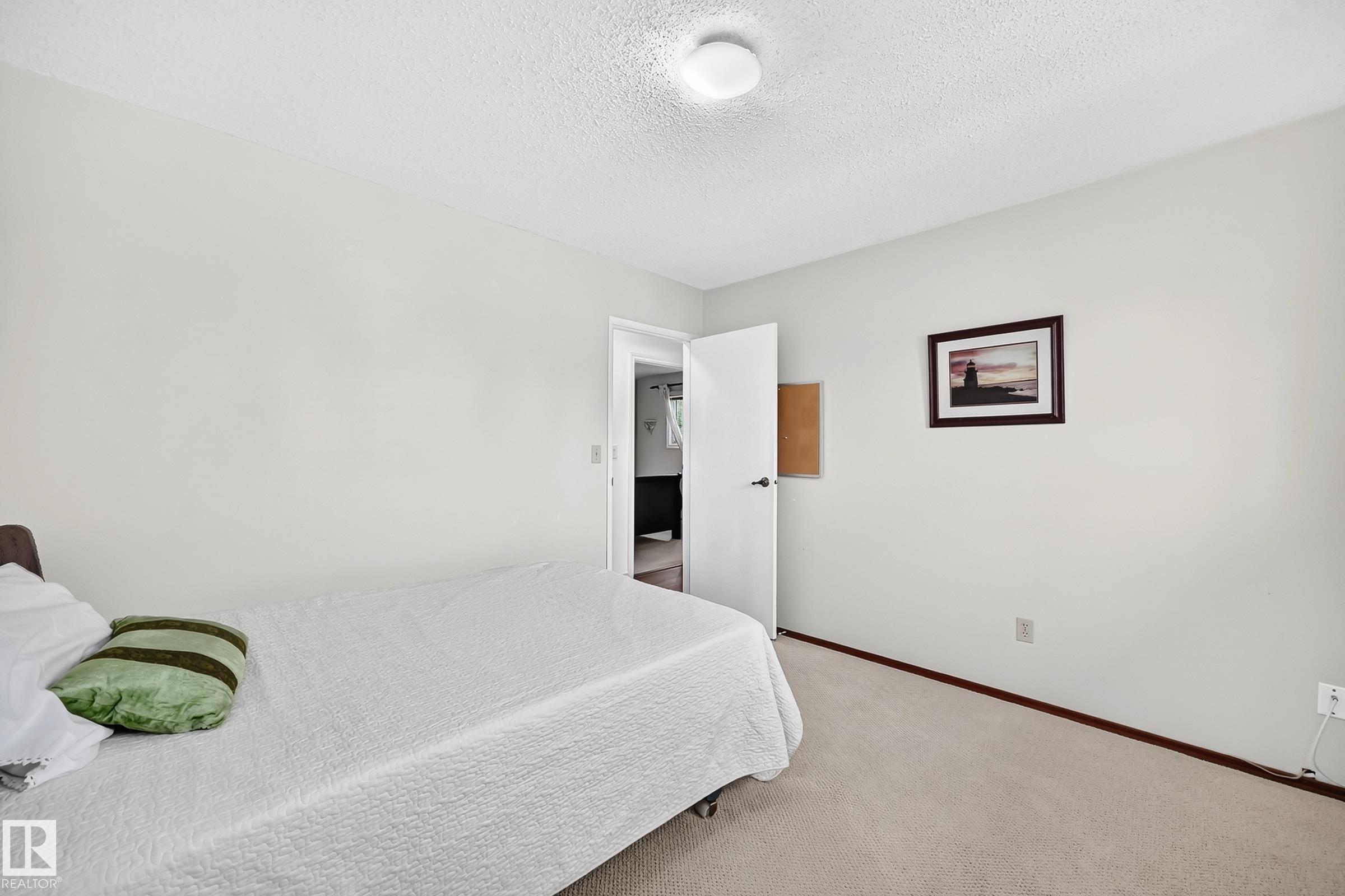 Photo 42 at 10451 26 Avenue NW, Ermineskin, Edmonton