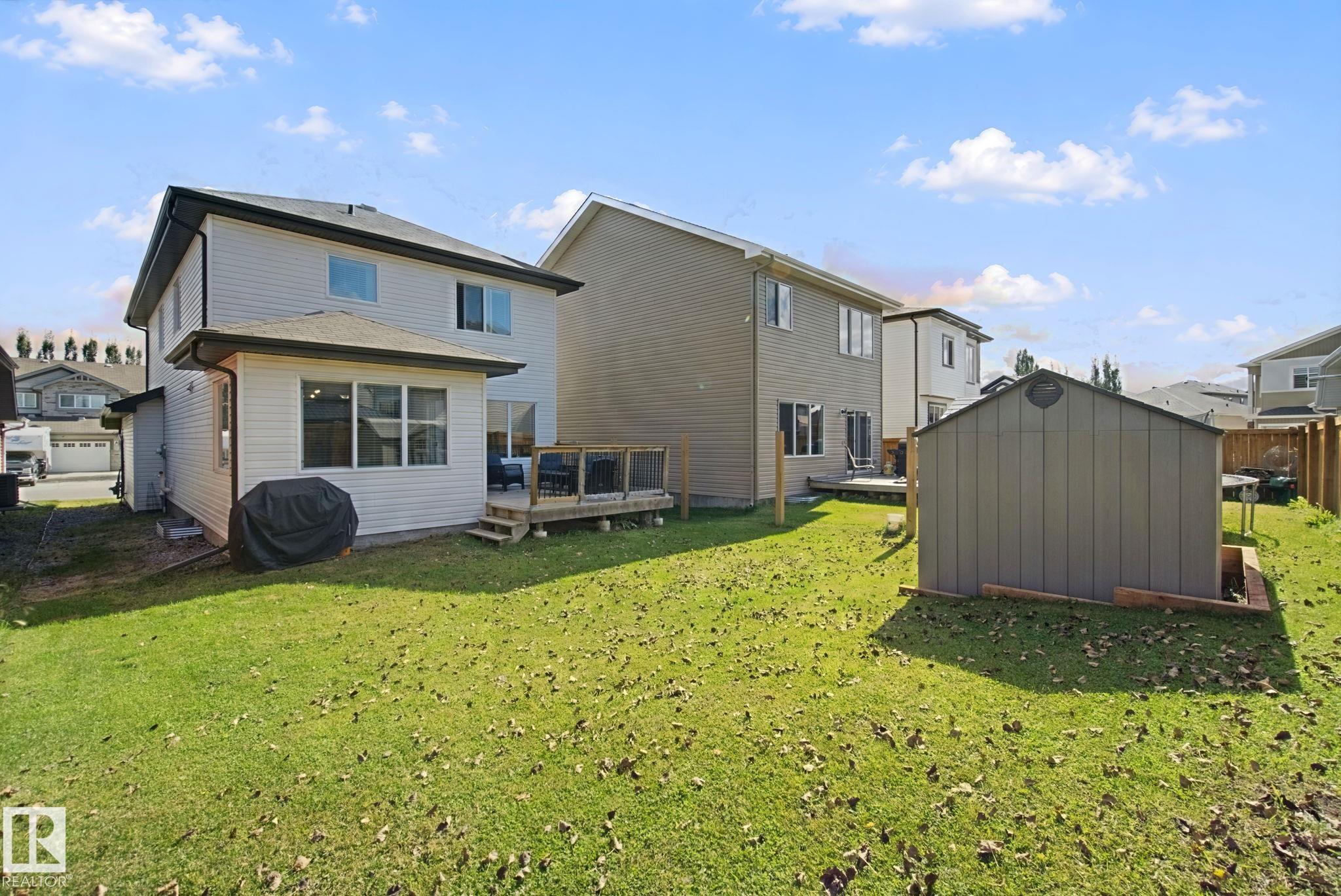 Listing photo thumbnail