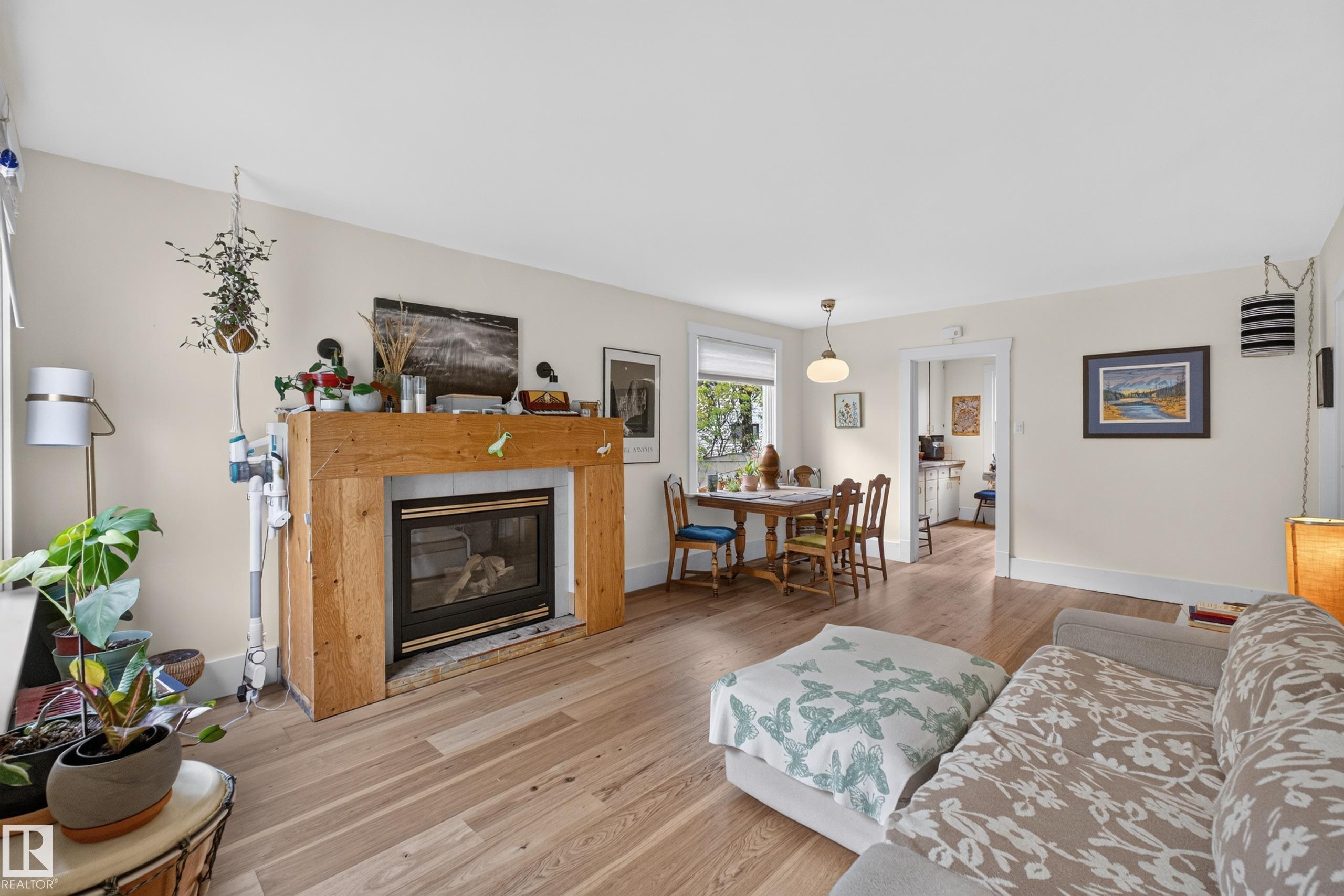 Photo 6 at 11308 123 Street NW, Inglewood, Edmonton