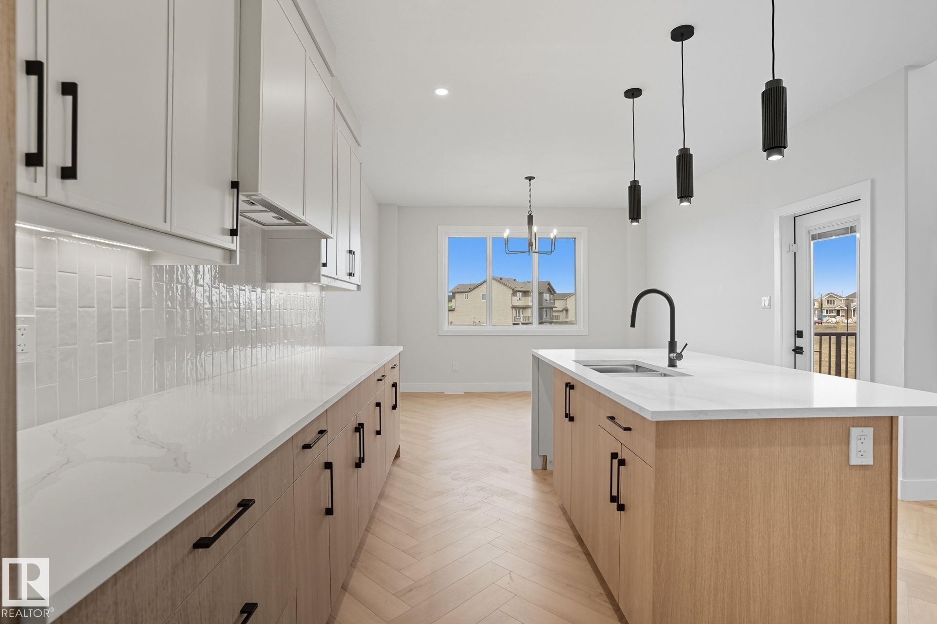 Photo 6 at 18135 87 Street NW, Klarvatten, Edmonton