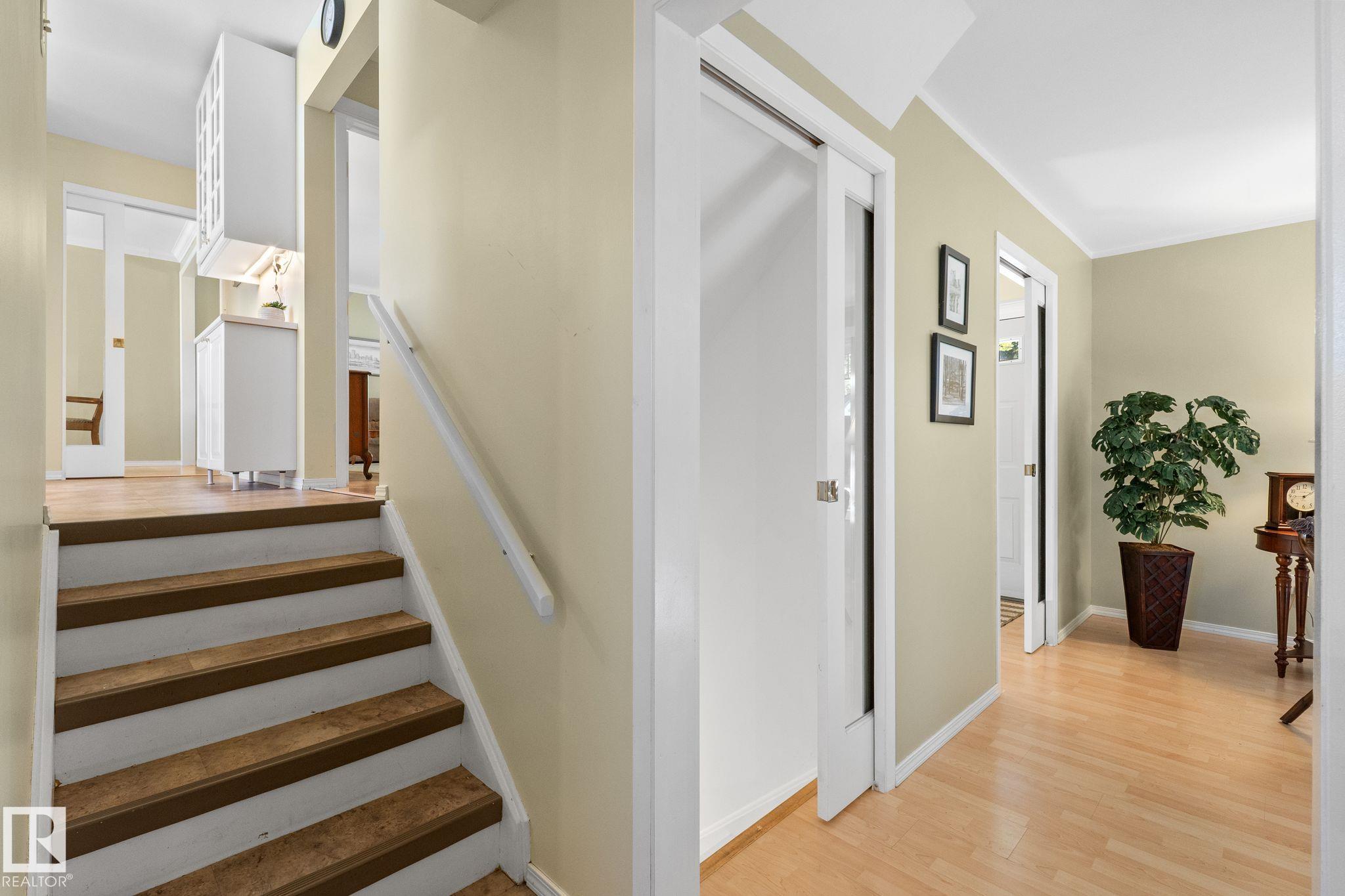 Photo 49 at 15716 78a Avenue NW, Patricia Heights, Edmonton