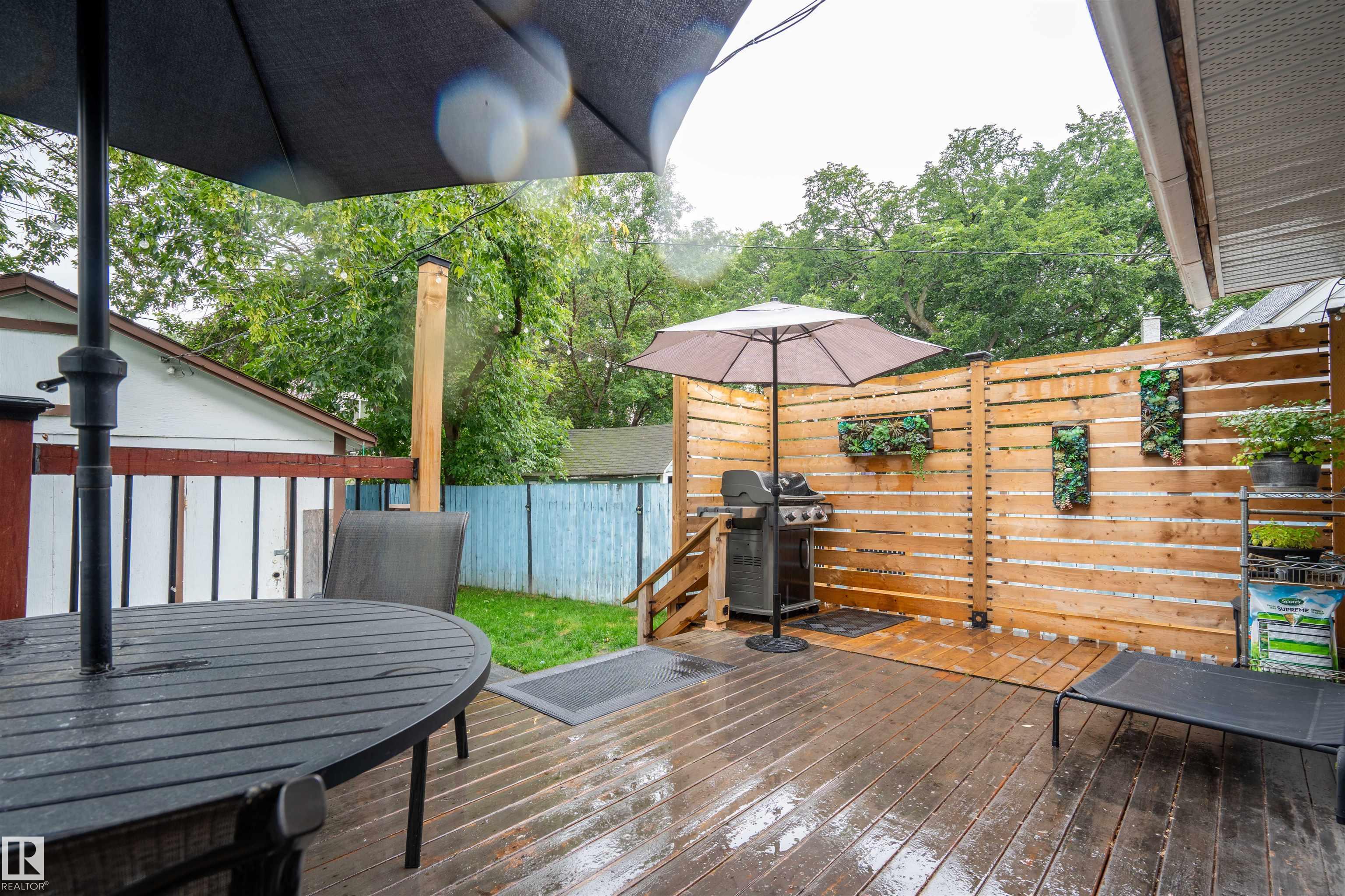 Photo 19 at 6111 119 Avenue NW, Montrose, Edmonton