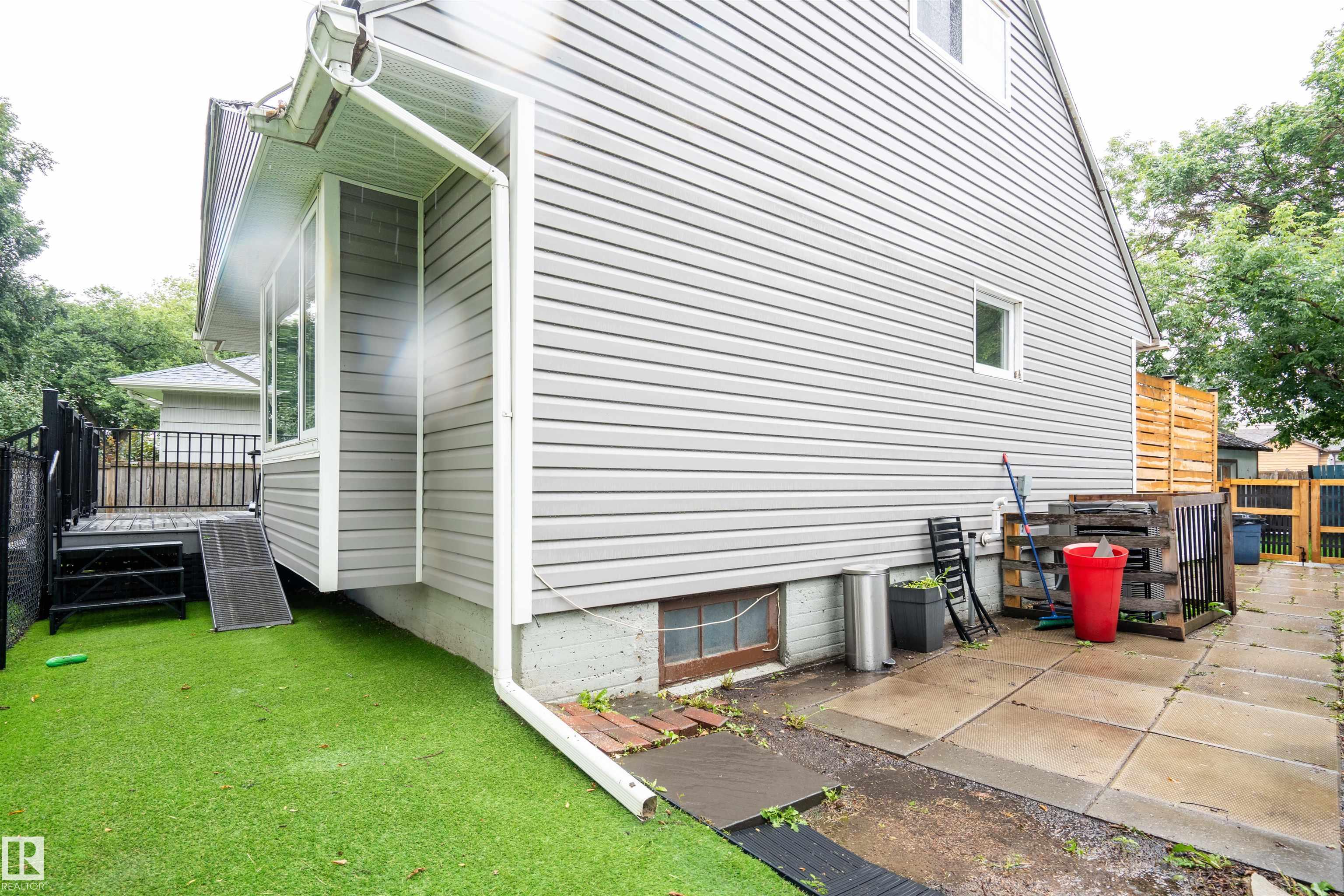 Photo 21 at 6111 119 Avenue NW, Montrose, Edmonton
