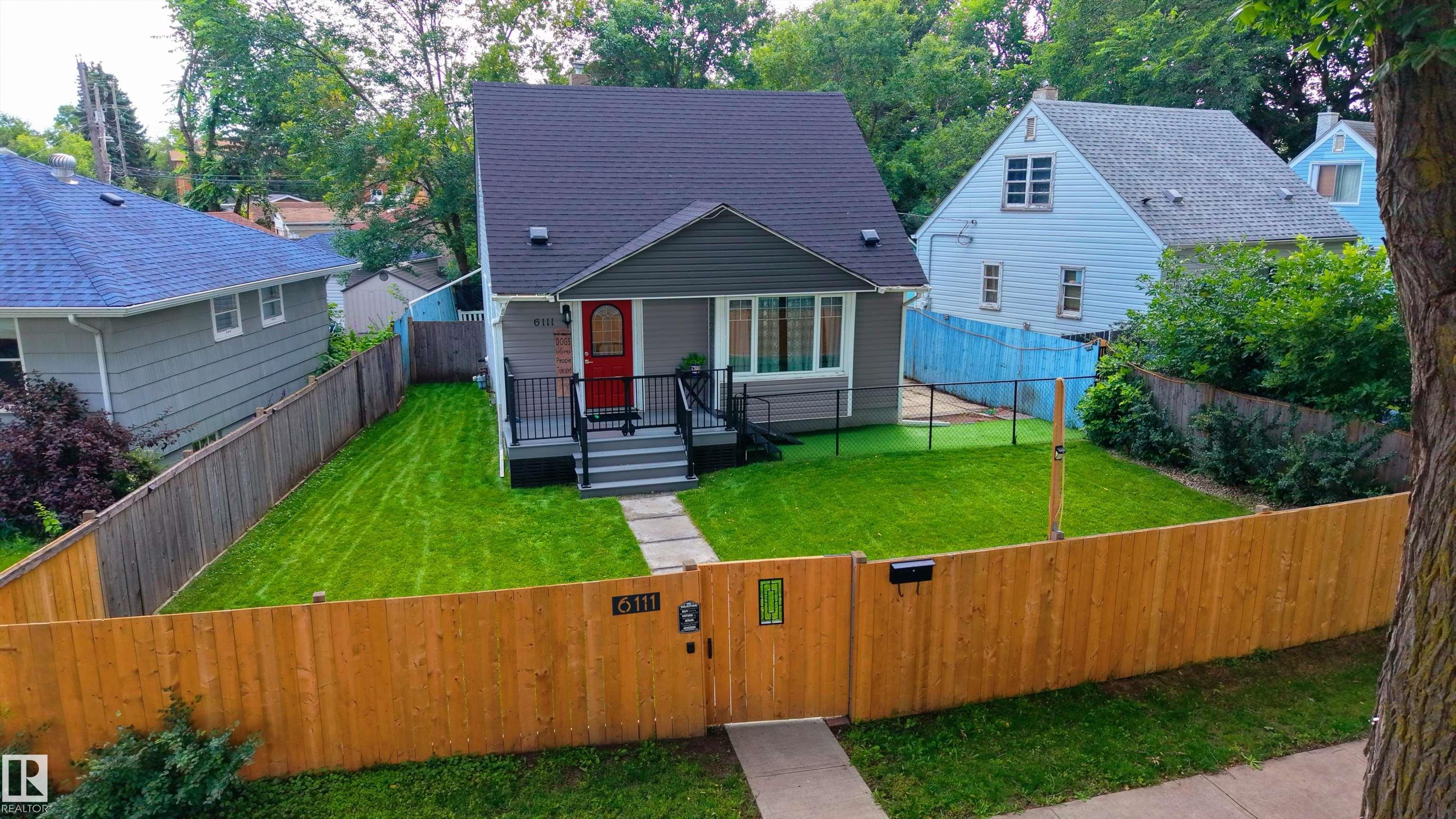 Photo 35 at 6111 119 Avenue NW, Montrose, Edmonton