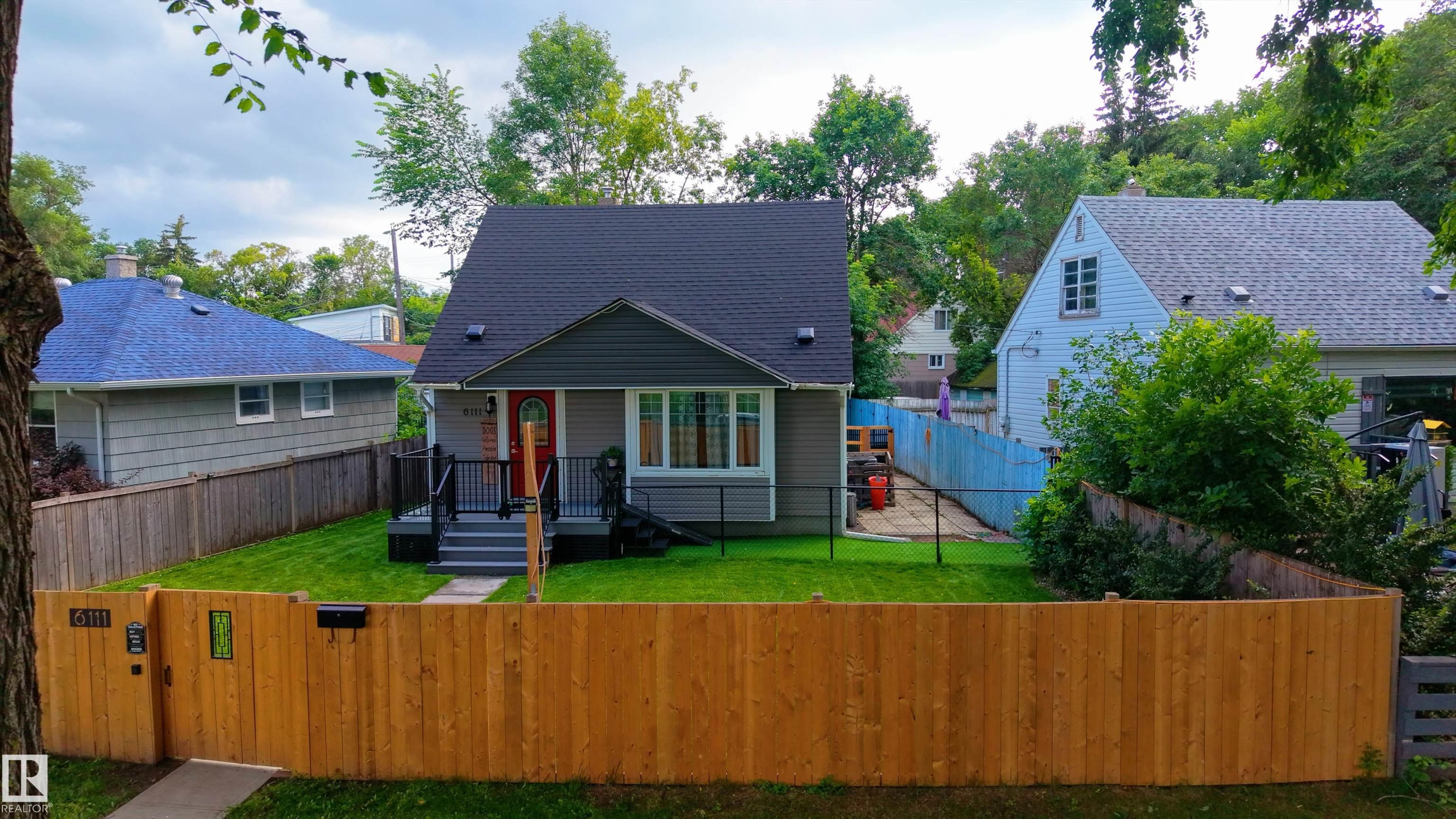 Photo 36 at 6111 119 Avenue NW, Montrose, Edmonton