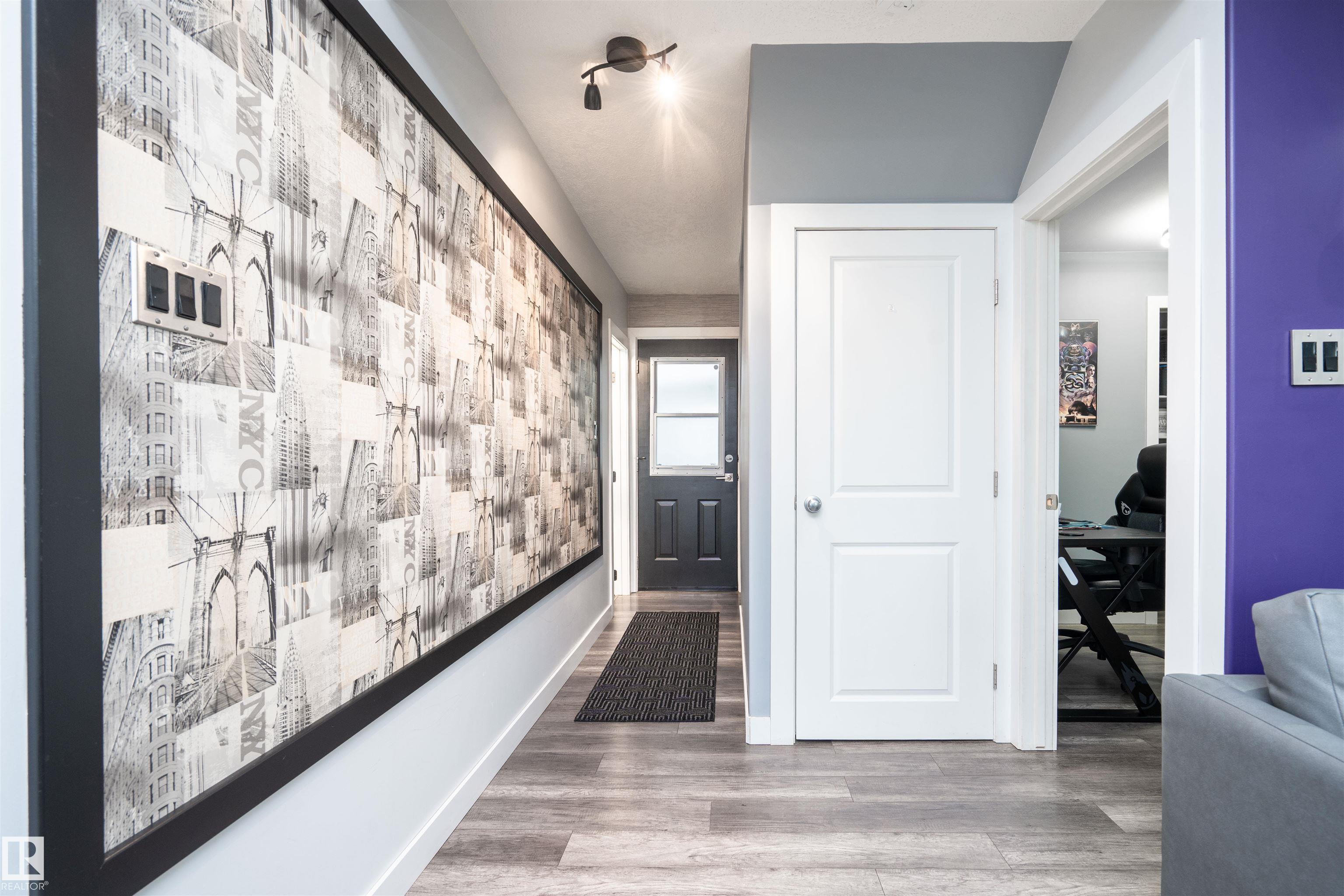 Photo 9 at 6111 119 Avenue NW, Montrose, Edmonton