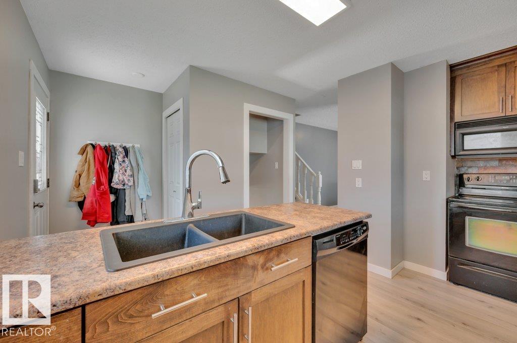 Photo 19 at 18023 73 Avenue NW, Lymburn, Edmonton