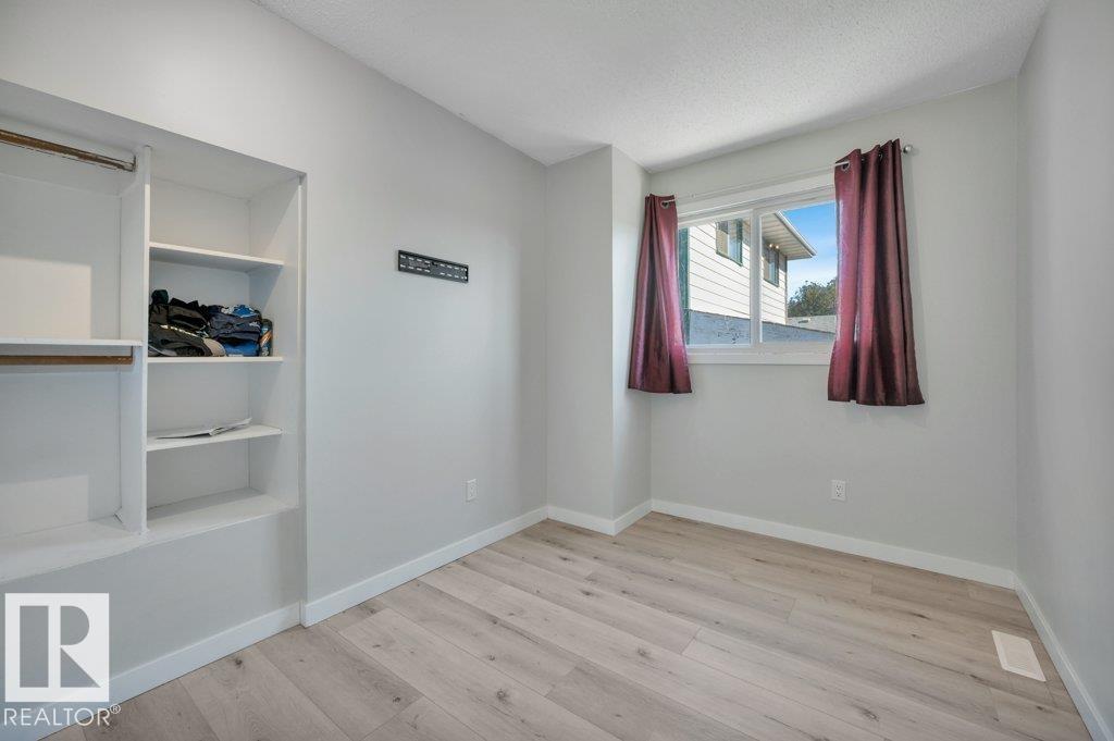 Photo 26 at 18023 73 Avenue NW, Lymburn, Edmonton