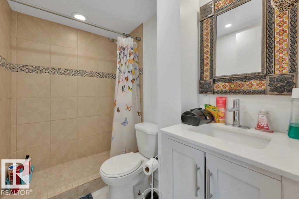 Photo 35 at 18023 73 Avenue NW, Lymburn, Edmonton