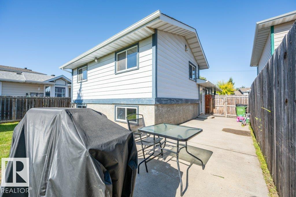 Photo 41 at 18023 73 Avenue NW, Lymburn, Edmonton