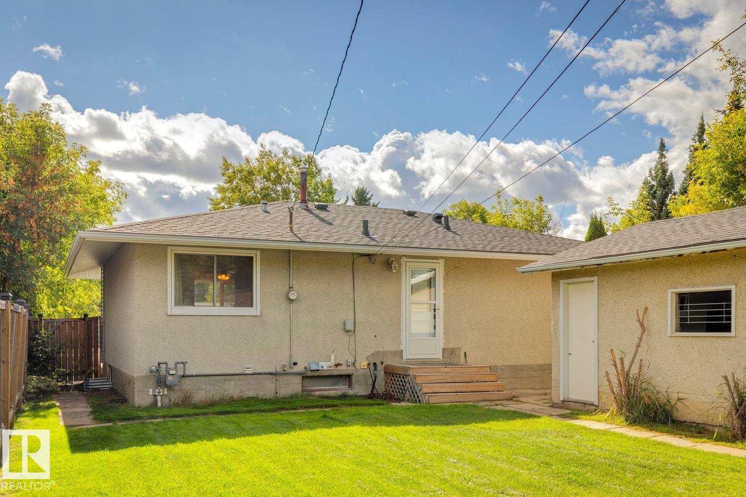 Photo 29 at 16522 104 Avenue NW, Britannia Youngstown, Edmonton