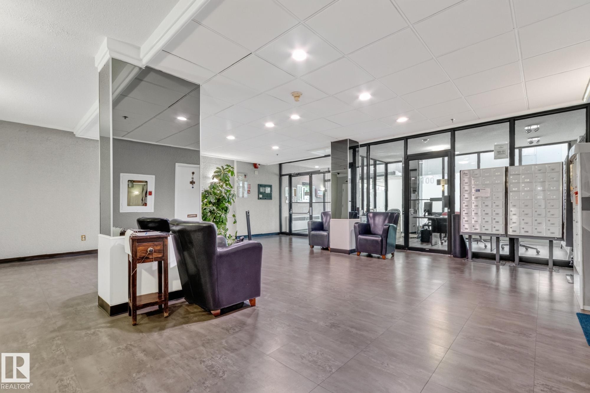 Photo 7 at 704 - 11007 83 Avenue NW, Garneau, Edmonton