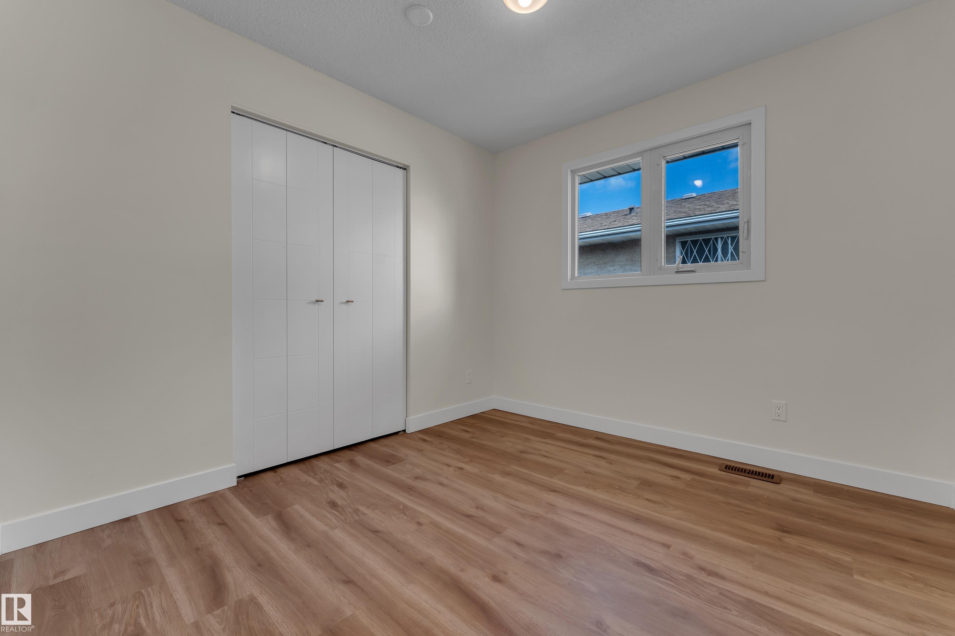 Photo 19 at 11427 141 Avenue NW, Carlisle, Edmonton