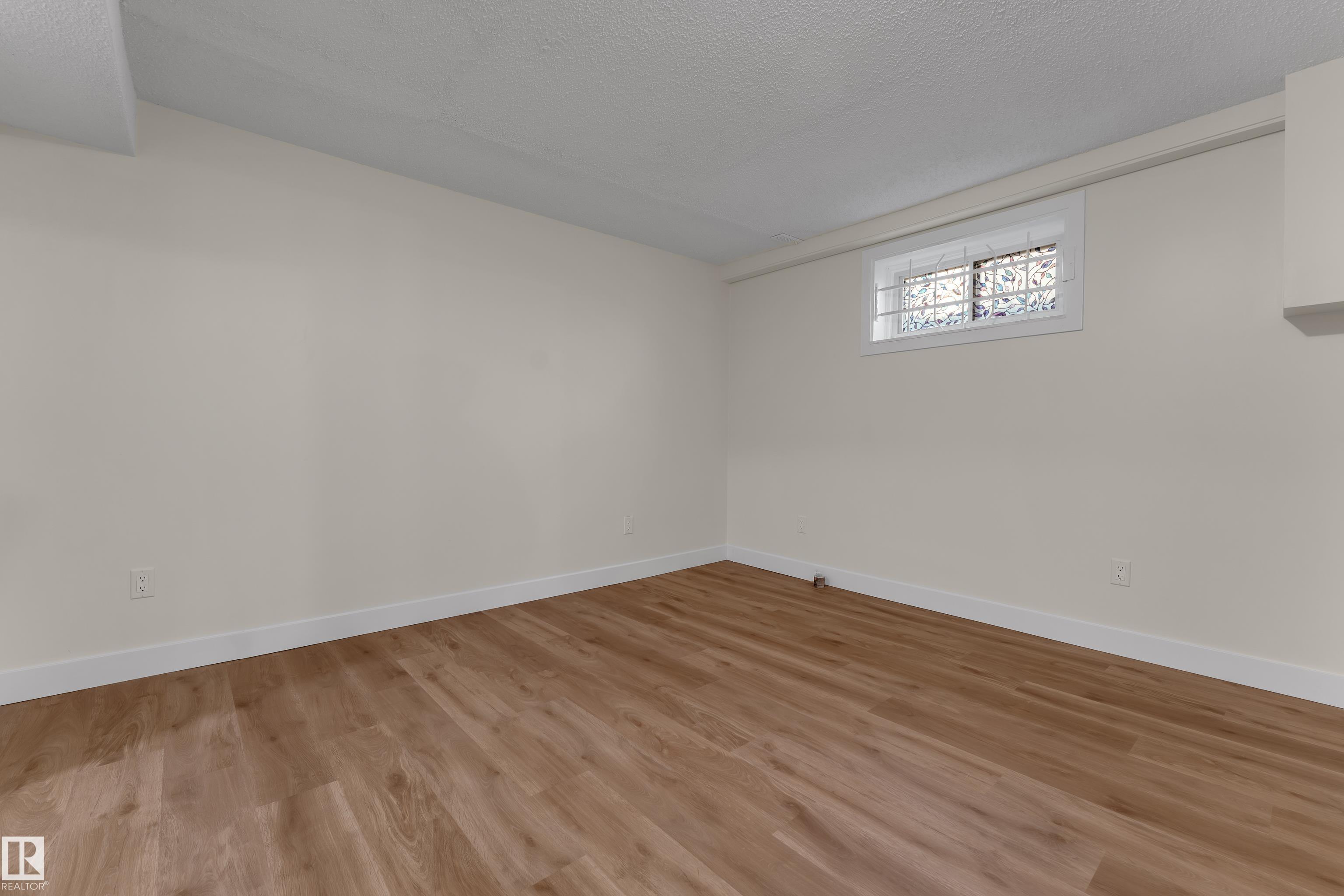 Photo 26 at 11427 141 Avenue NW, Carlisle, Edmonton