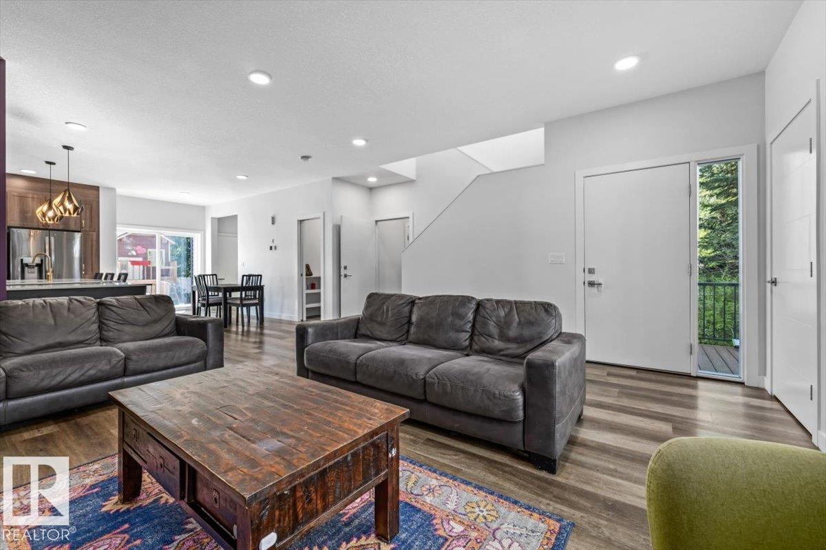 Photo 11 at 9817 77 Avenue NW, Ritchie, Edmonton
