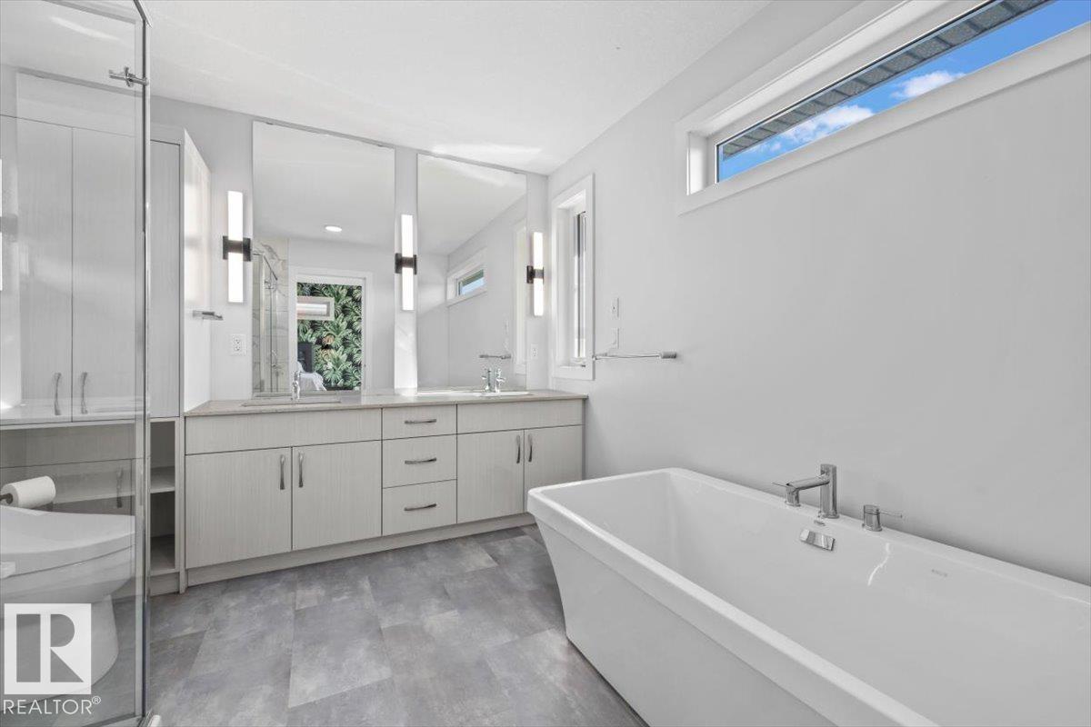Photo 22 at 9817 77 Avenue NW, Ritchie, Edmonton