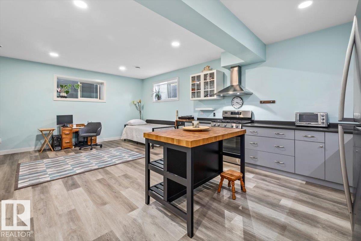 Photo 37 at 9817 77 Avenue NW, Ritchie, Edmonton
