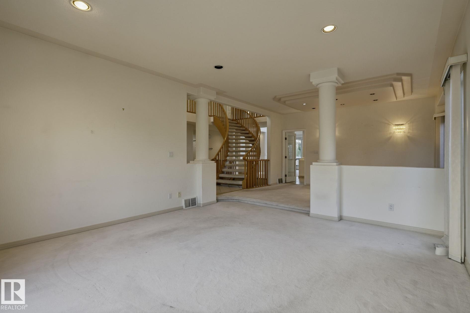 Photo 6 at 154 Osland Drive NW, Ogilvie Ridge, Edmonton