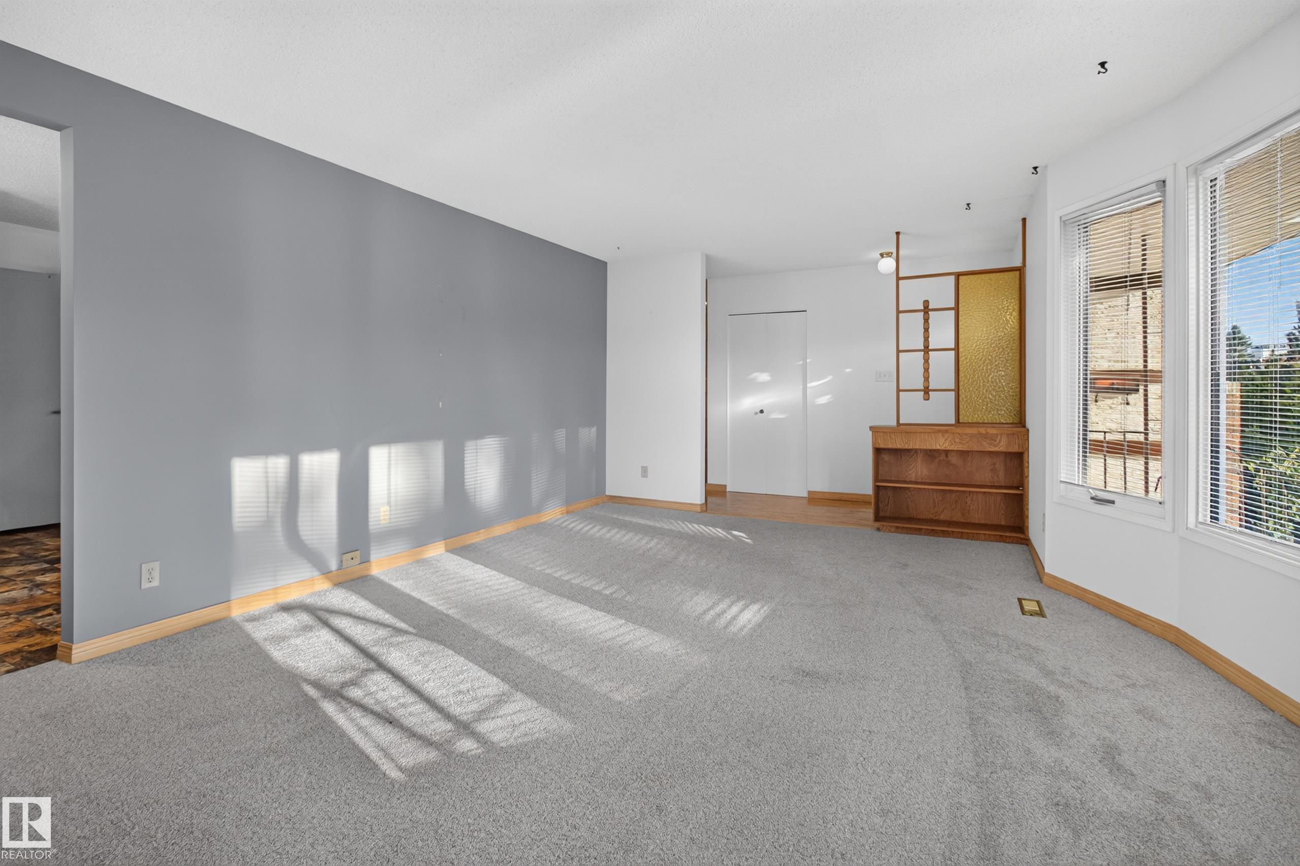 Photo 12 at 3918 103b Street NW, Duggan, Edmonton