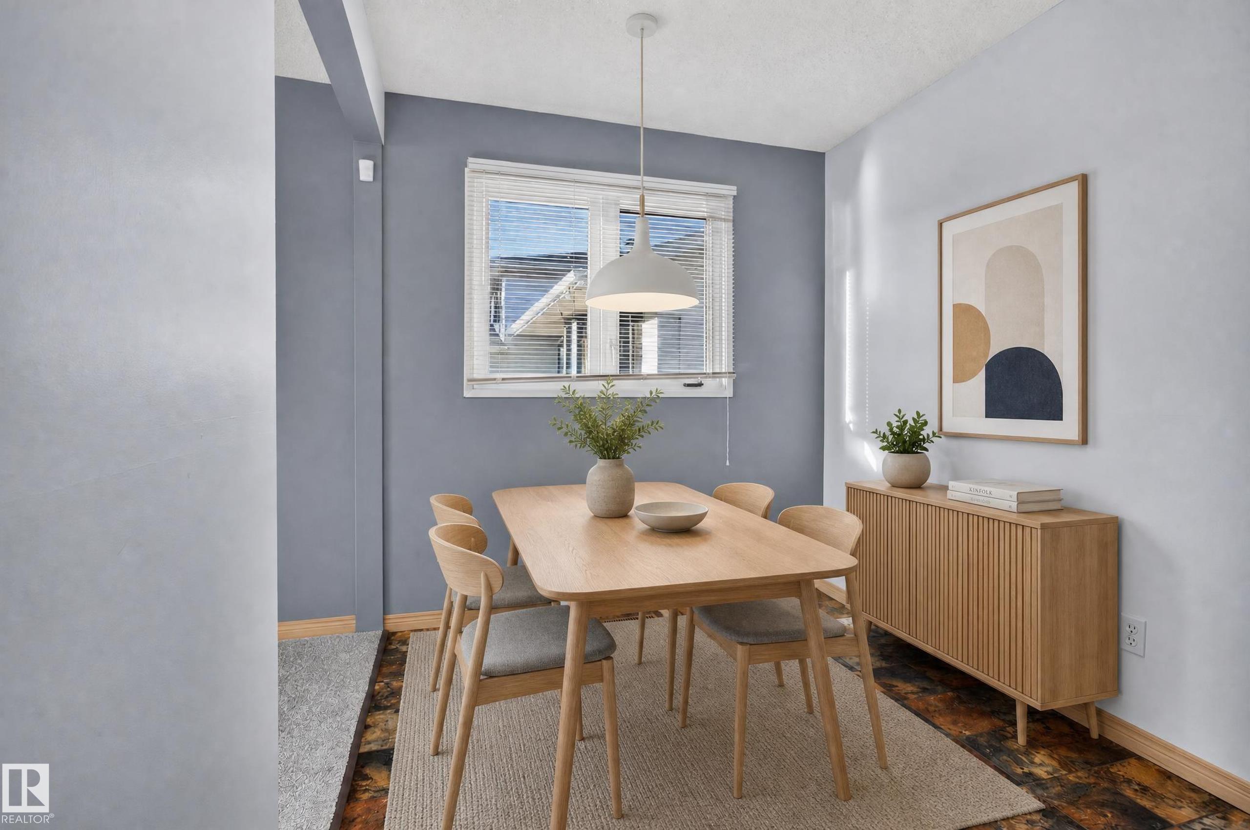 Photo 15 at 3918 103b Street NW, Duggan, Edmonton