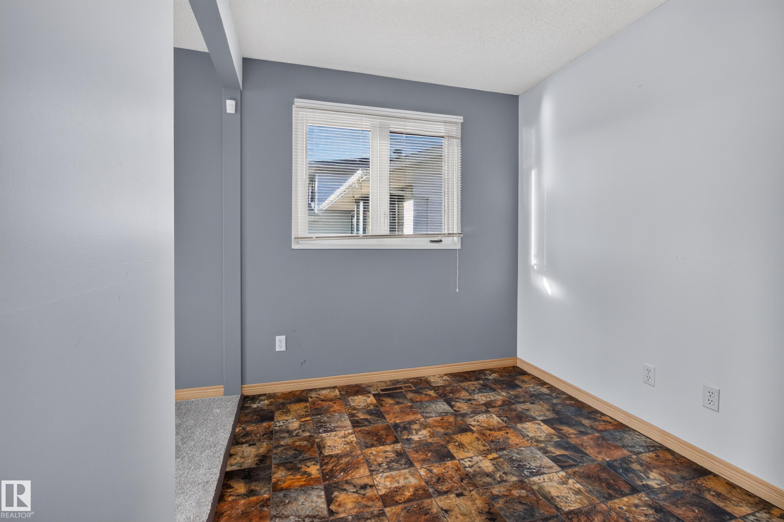 Photo 16 at 3918 103b Street NW, Duggan, Edmonton