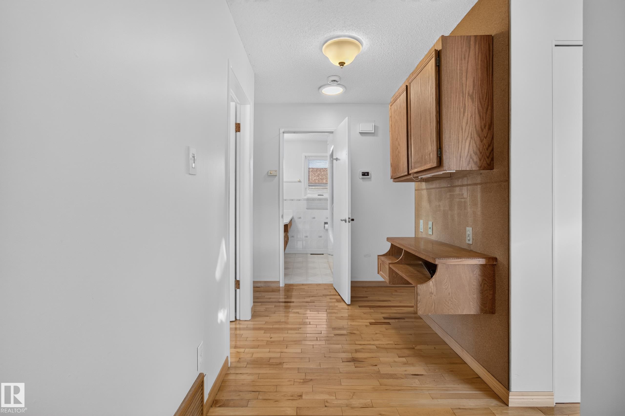 Photo 24 at 3918 103b Street NW, Duggan, Edmonton
