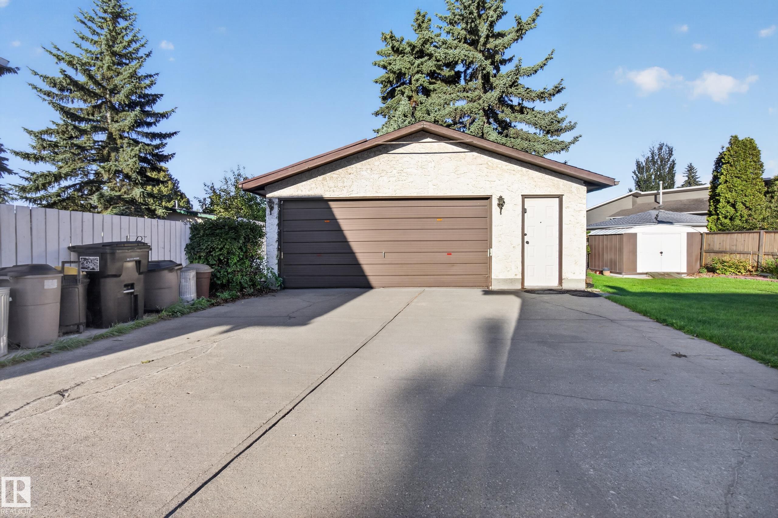Photo 51 at 3918 103b Street NW, Duggan, Edmonton