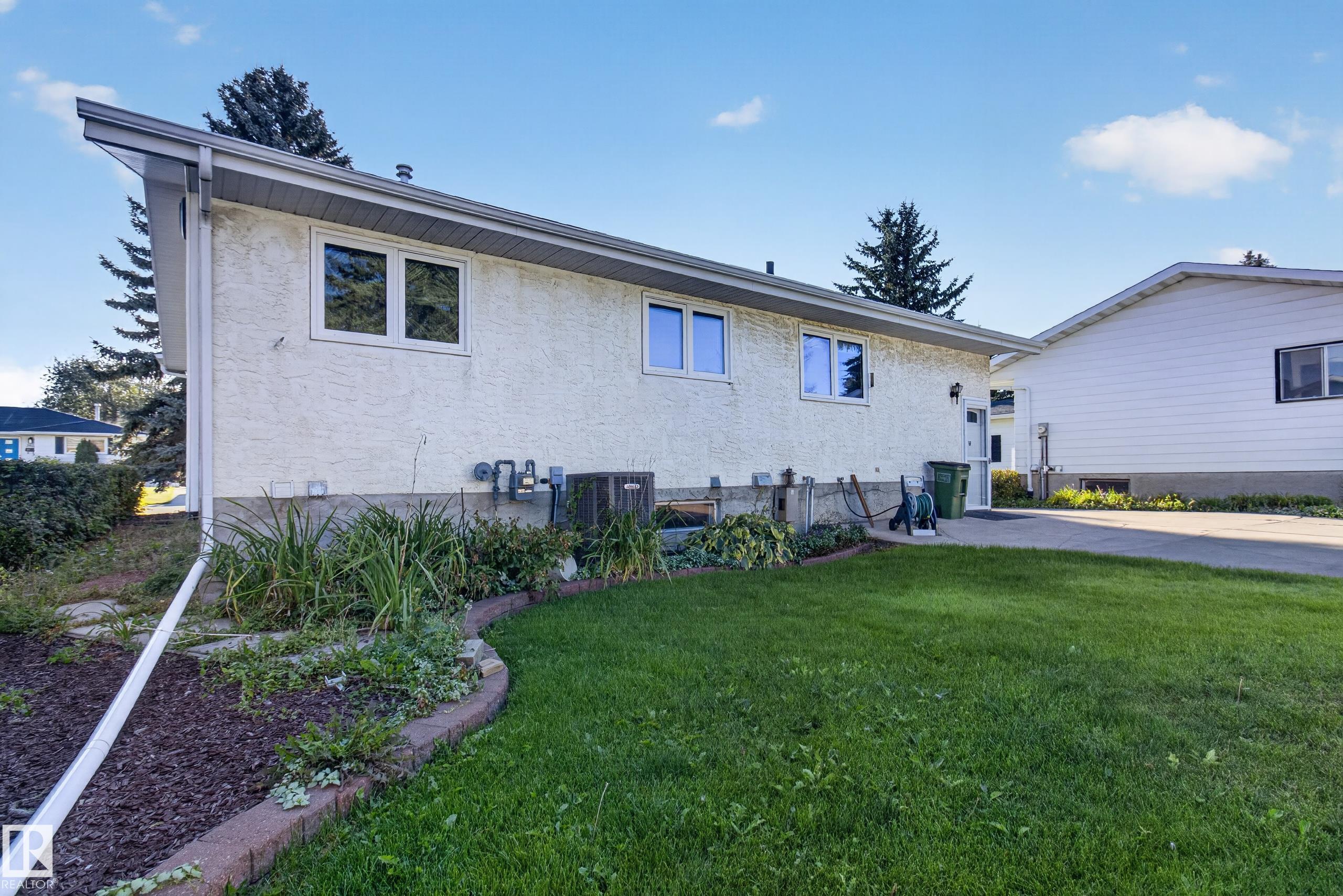 Photo 56 at 3918 103b Street NW, Duggan, Edmonton