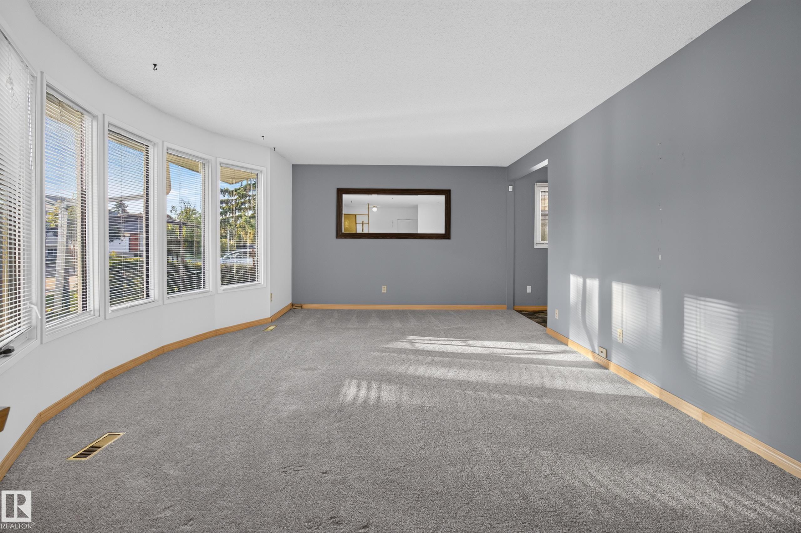 Photo 10 at 3918 103b Street NW, Duggan, Edmonton