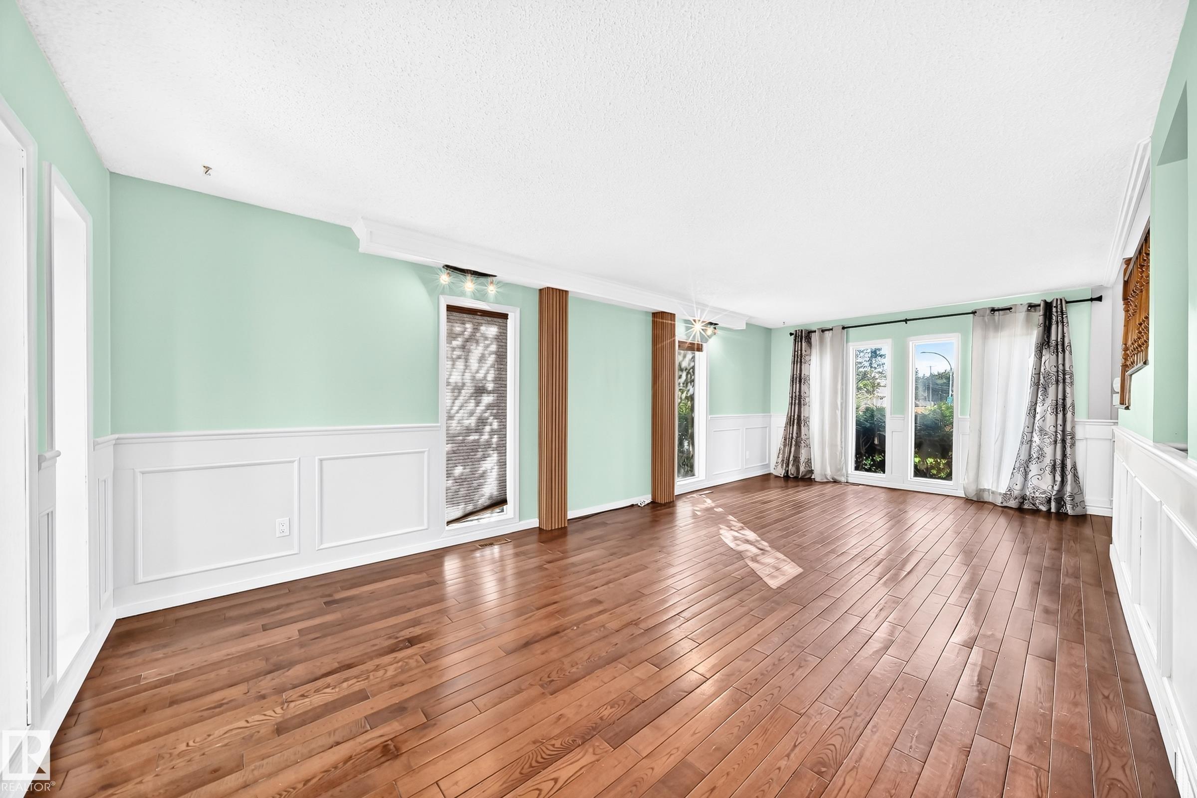 Photo 12 at 9703 160 Street NW, Glenwood, Edmonton