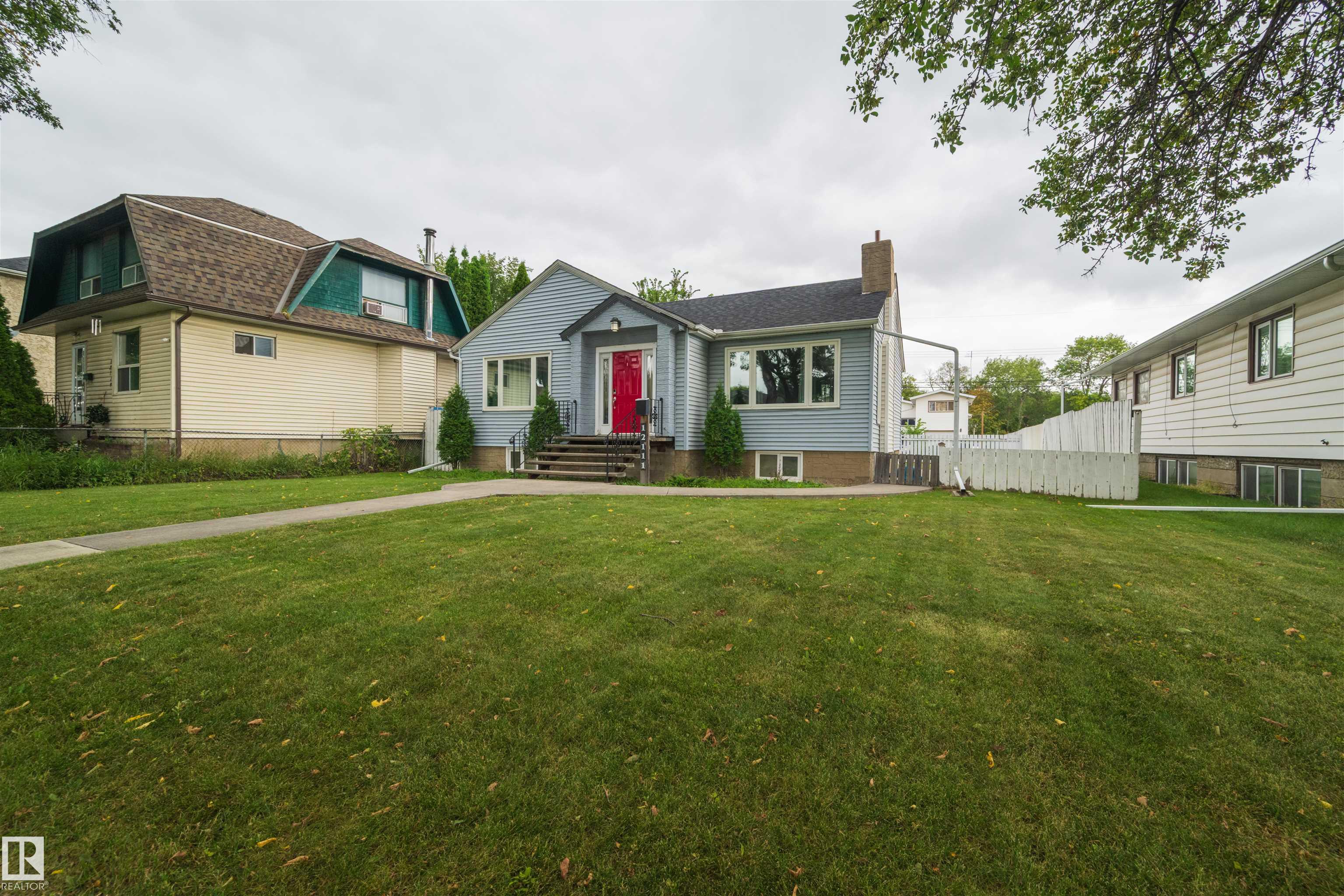 Photo 24 at 12111 95 Street NW, Alberta Avenue, Edmonton