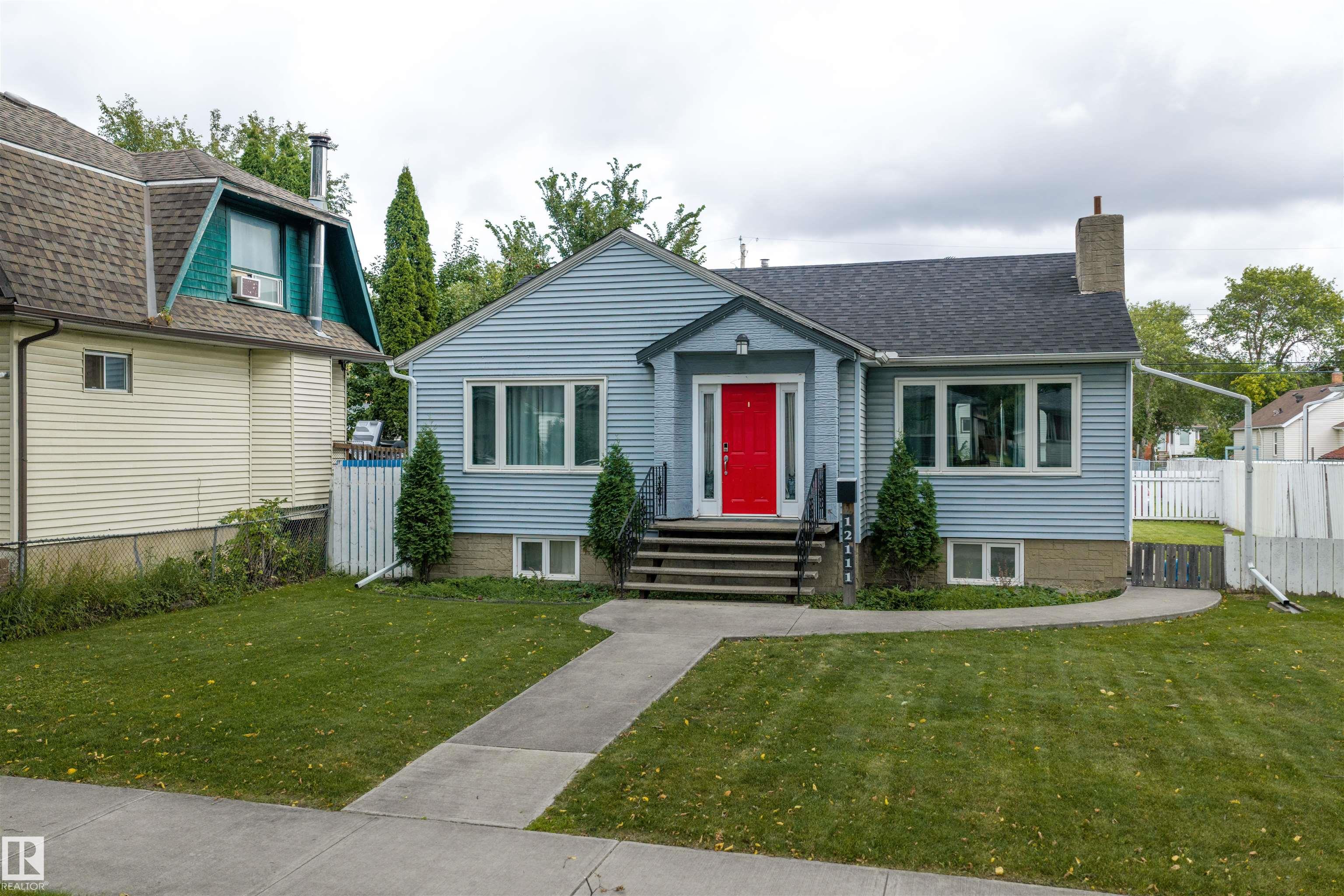 Photo 35 at 12111 95 Street NW, Alberta Avenue, Edmonton