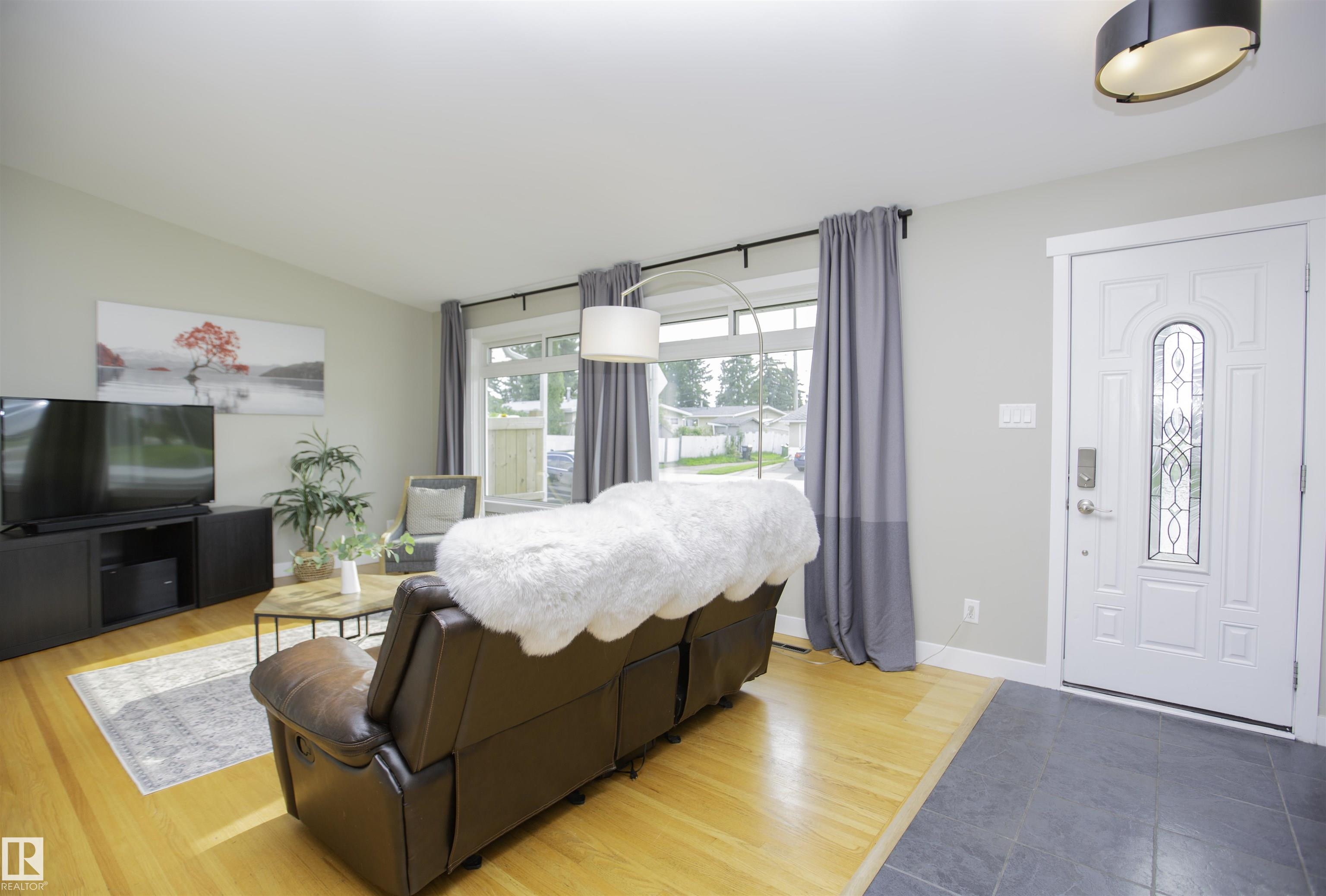 9107 58 Street NW, Ottewell, Edmonton 2