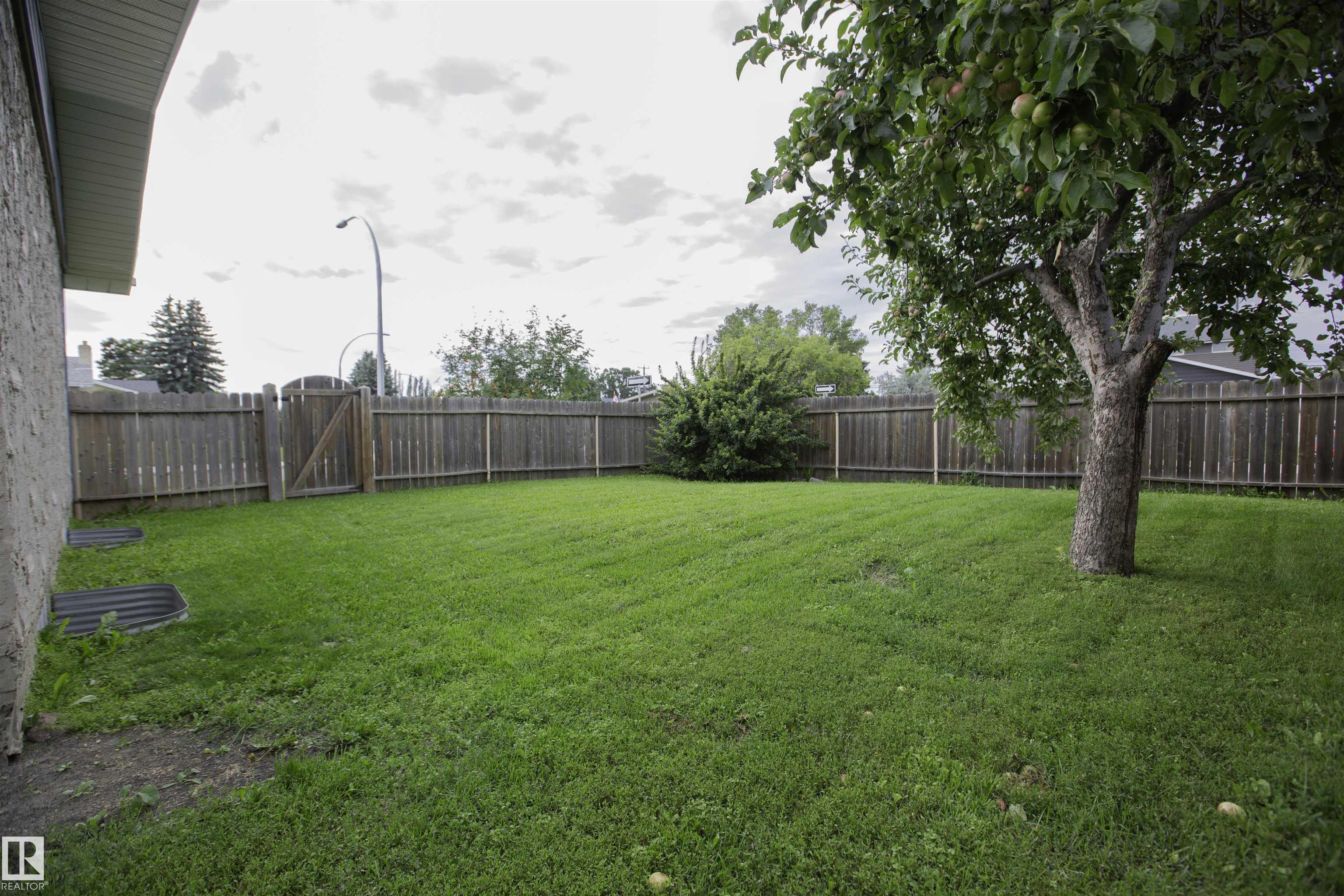 Photo 20 at 9107 58 Street NW, Ottewell, Edmonton