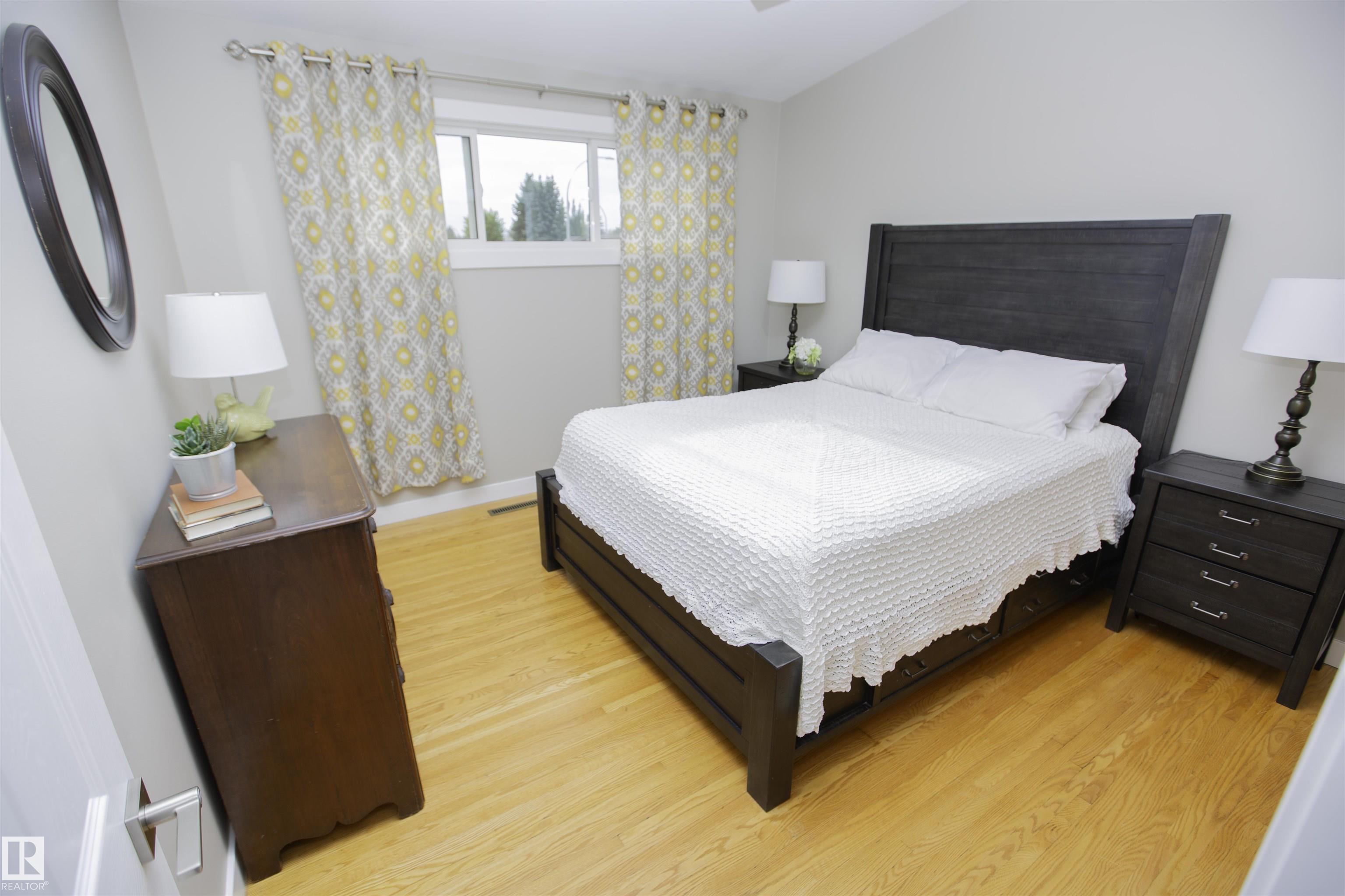 Photo 9 at 9107 58 Street NW, Ottewell, Edmonton