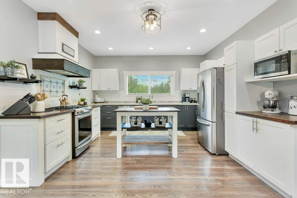 https://zimg.paragon.ice.com/ParagonImages/Property/PM/RAE/225422025/14/0/0/f4df910b005b4474ed14fe4e79a2a6c9/1/26a83f93fe42e21ac24884b4305050c3/225422025-f795ed94-e7ec-4166-842c-e055abcc3abb.JPG