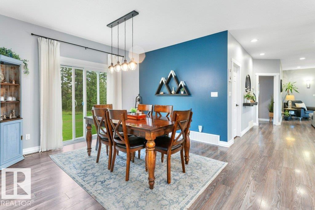 https://zimg.paragon.ice.com/ParagonImages/Property/PM/RAE/225422025/21/0/0/c699f757c2d4fe0beb82e53bef14f7de/1/26a83f93fe42e21ac24884b4305050c3/225422025-17efd6a1-0840-4466-900b-c5e6652085d7.JPG