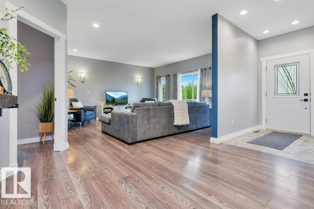 https://zimg.paragon.ice.com/ParagonImages/Property/PM/RAE/225422025/7/0/0/80741cd1f6043970bf4d5447cda55427/1/26a83f93fe42e21ac24884b4305050c3/225422025-1ebf6498-1ddb-41cf-a26a-b1d4f4017dad.JPG