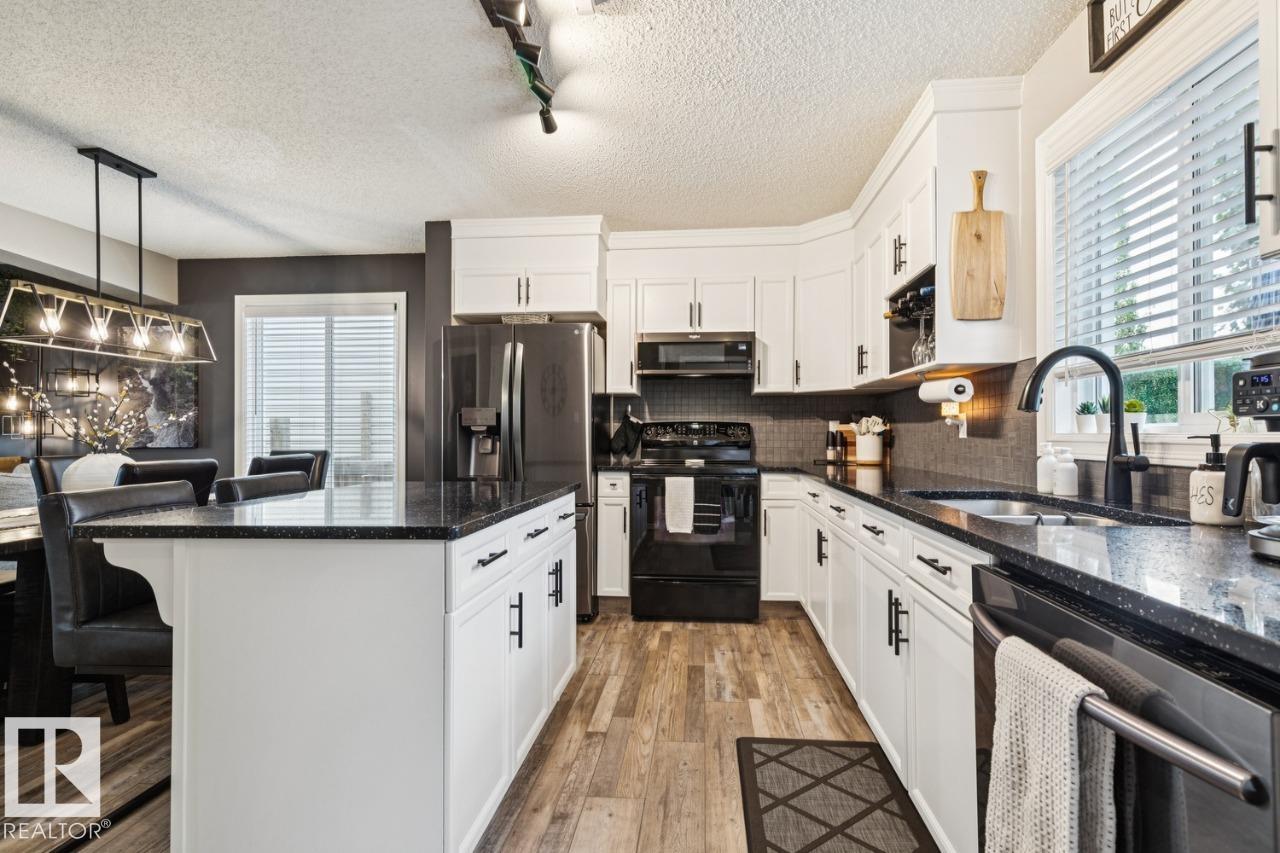 Photo 10 at 17820 89 Street NW, Klarvatten, Edmonton