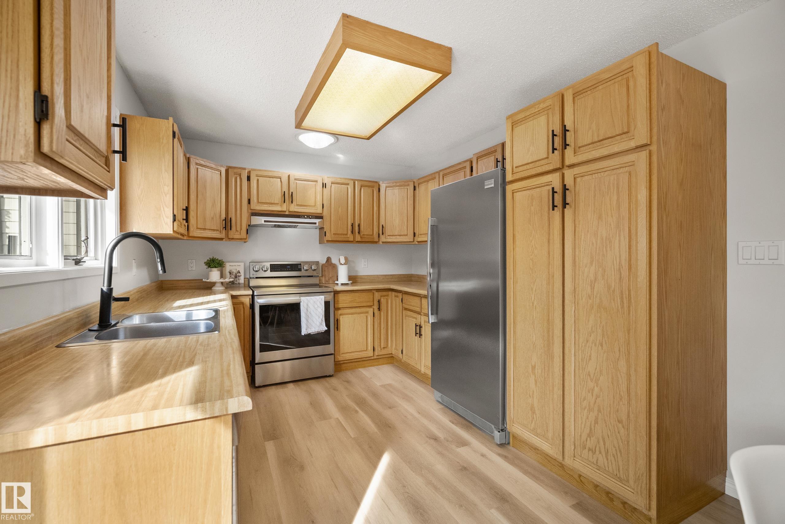 Photo 14 at 7 Pembina Place, Pineview, St. Albert