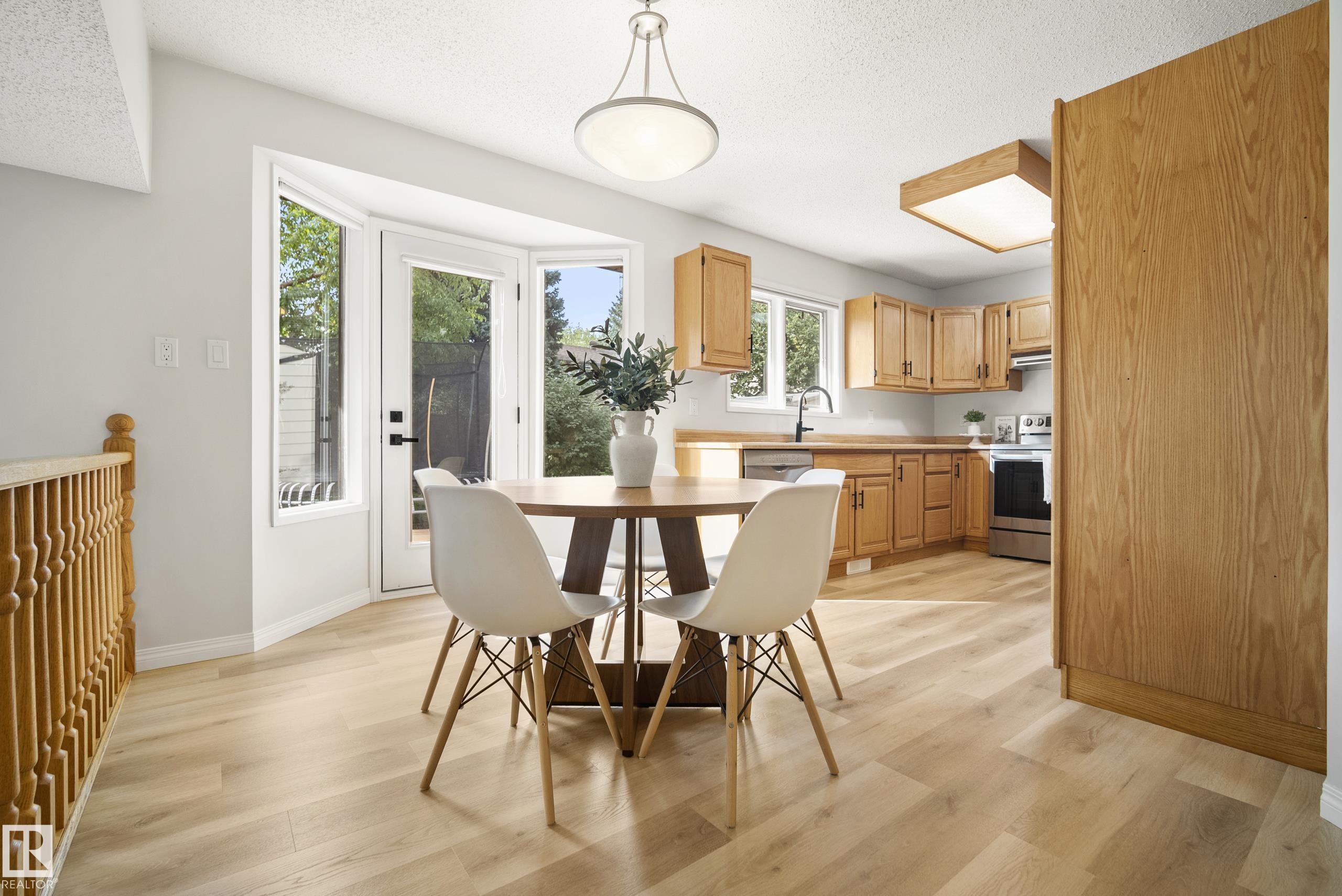 Photo 16 at 7 Pembina Place, Pineview, St. Albert