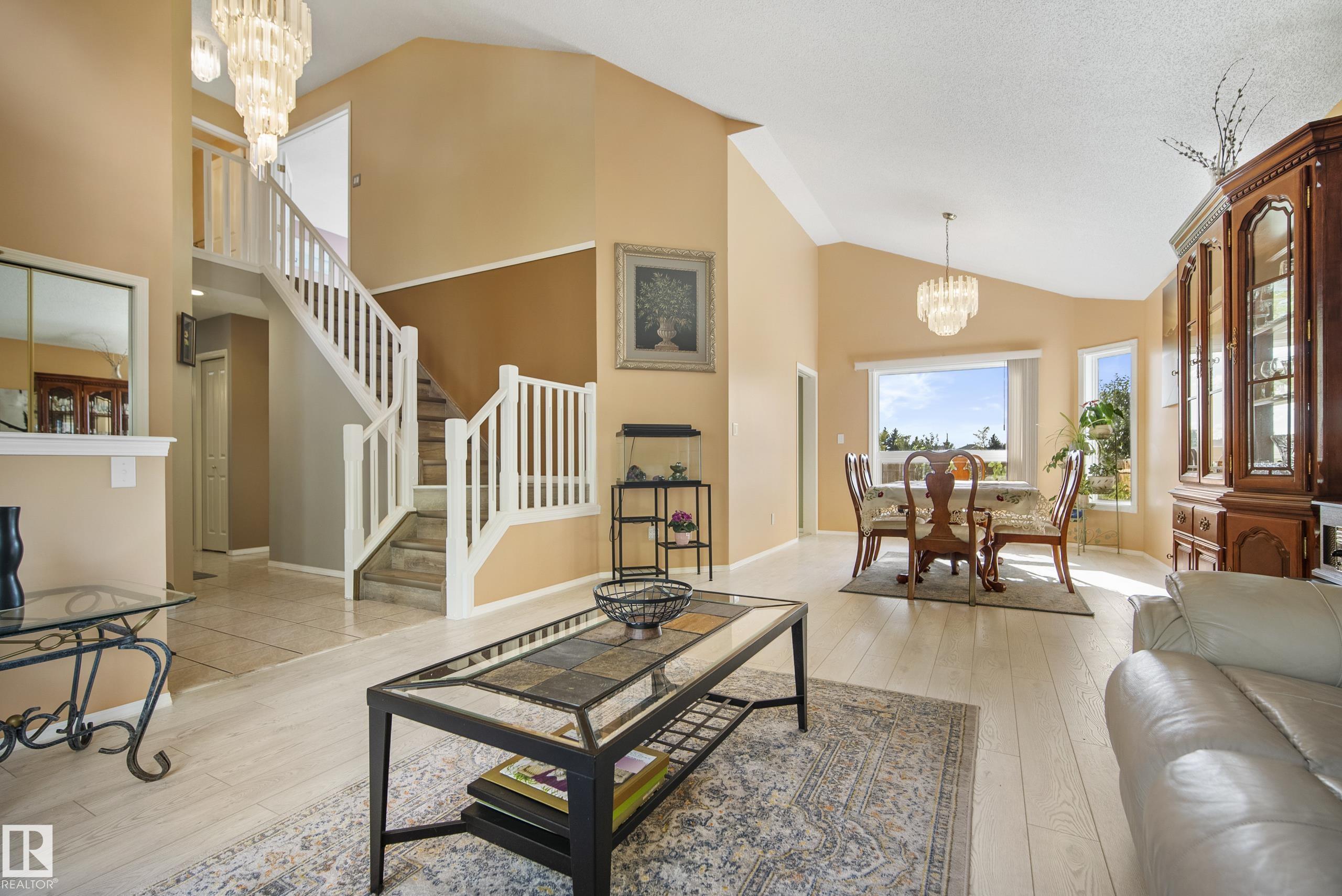 Photo 11 at 38 Deane Crescent, Deer Ridge, St. Albert