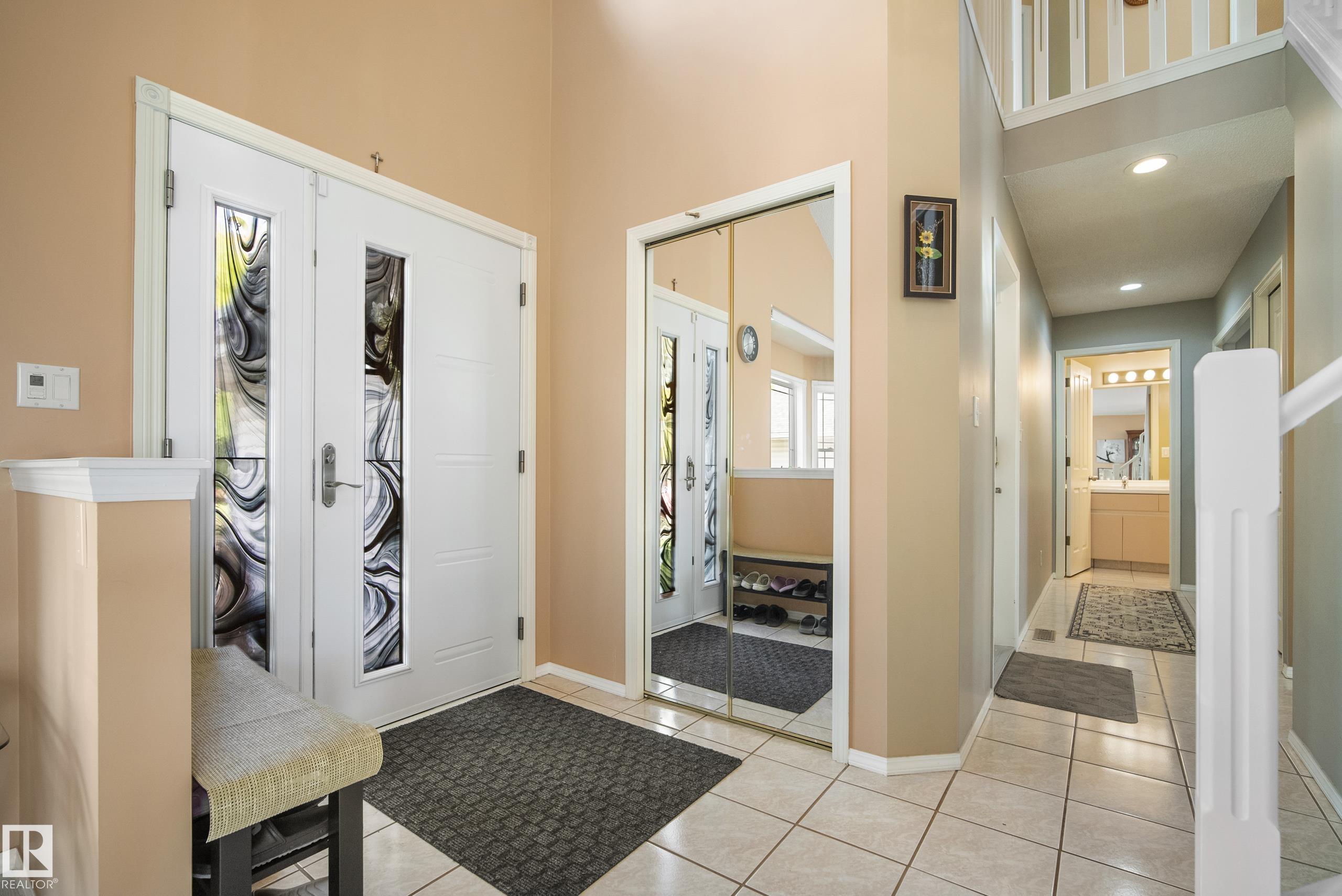 Photo 9 at 38 Deane Crescent, Deer Ridge, St. Albert