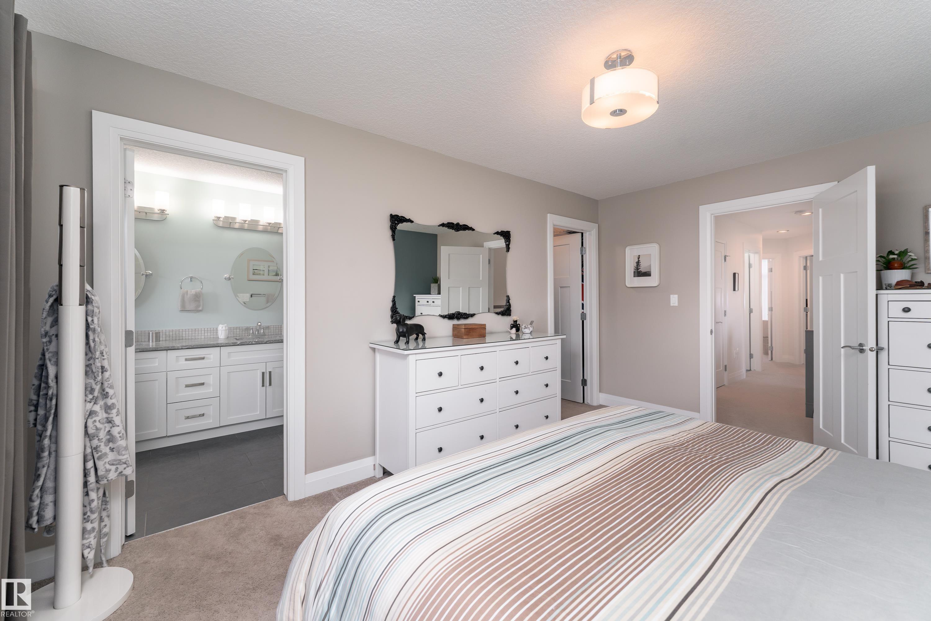 Photo 17 at 8340 79 Avenue NW, King Edward Park, Edmonton