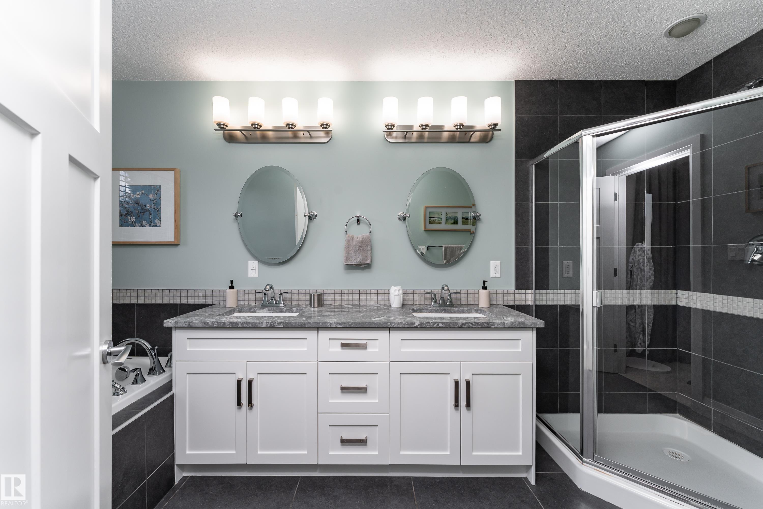 Photo 20 at 8340 79 Avenue NW, King Edward Park, Edmonton