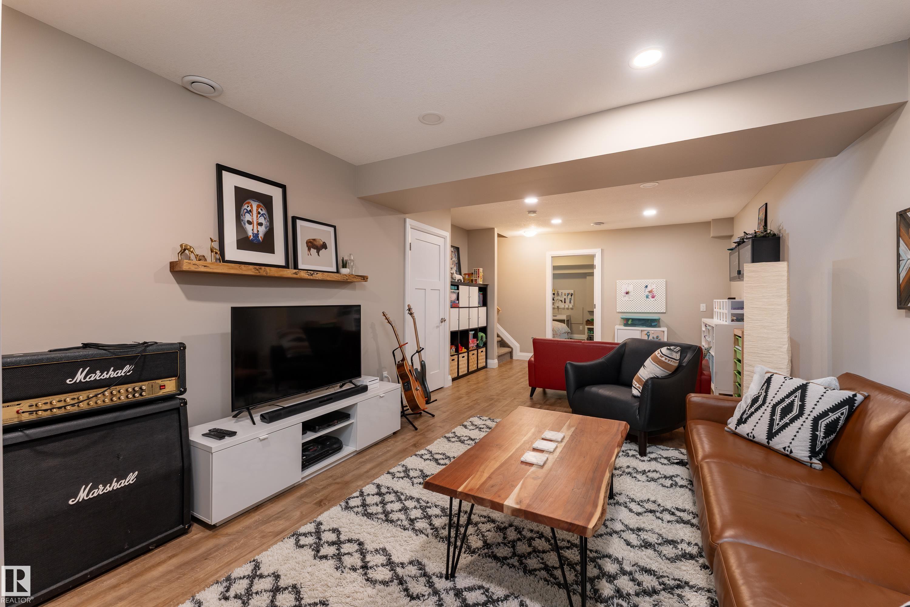 Photo 35 at 8340 79 Avenue NW, King Edward Park, Edmonton