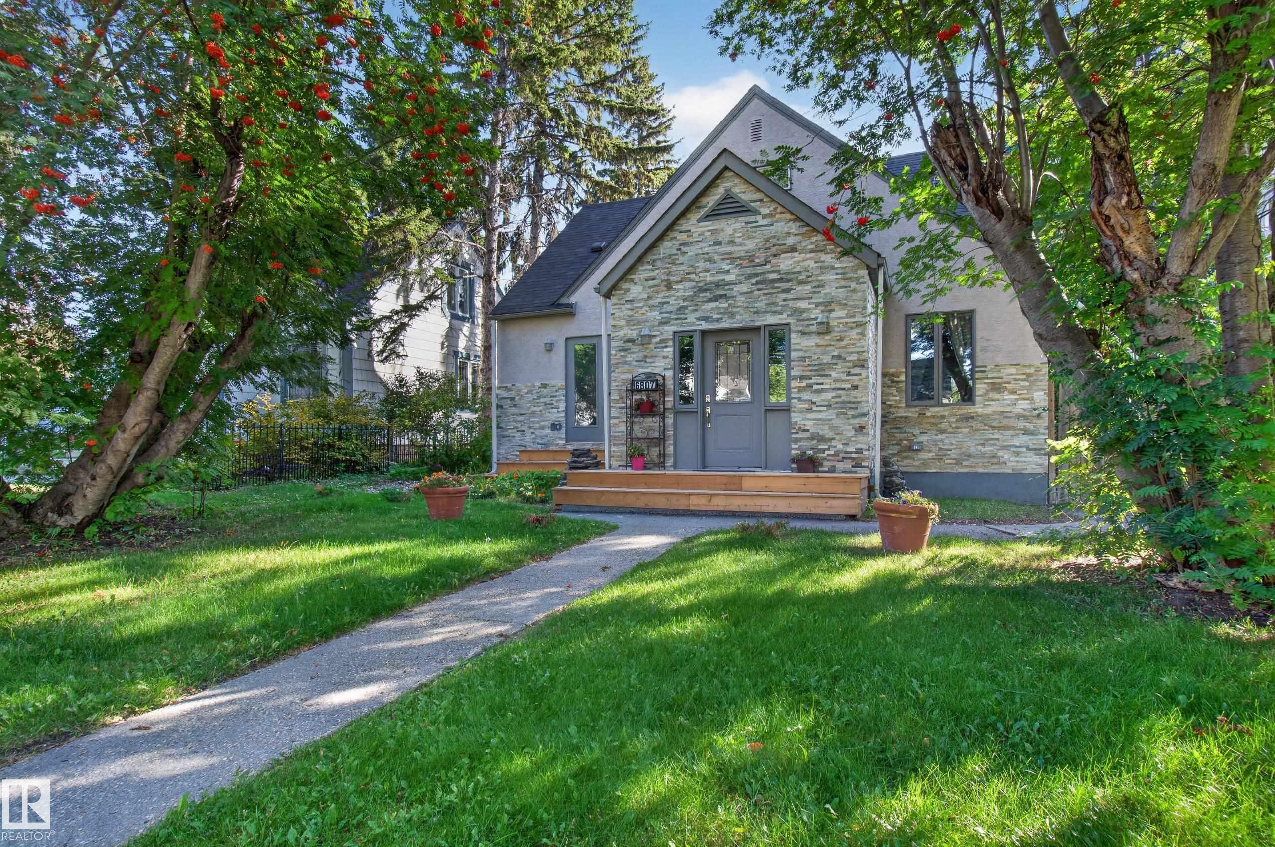 Listing photo thumbnail
