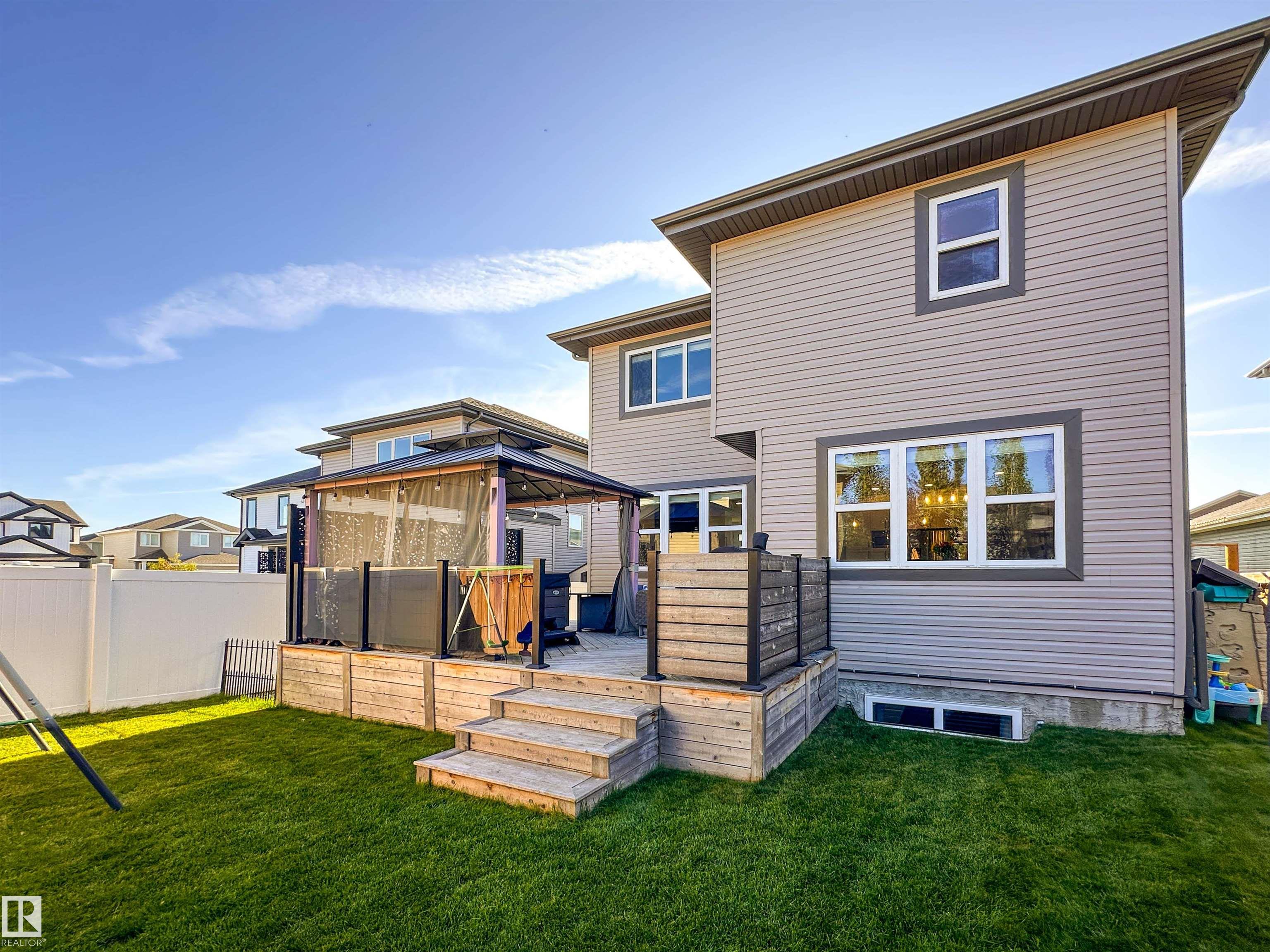 Listing photo thumbnail