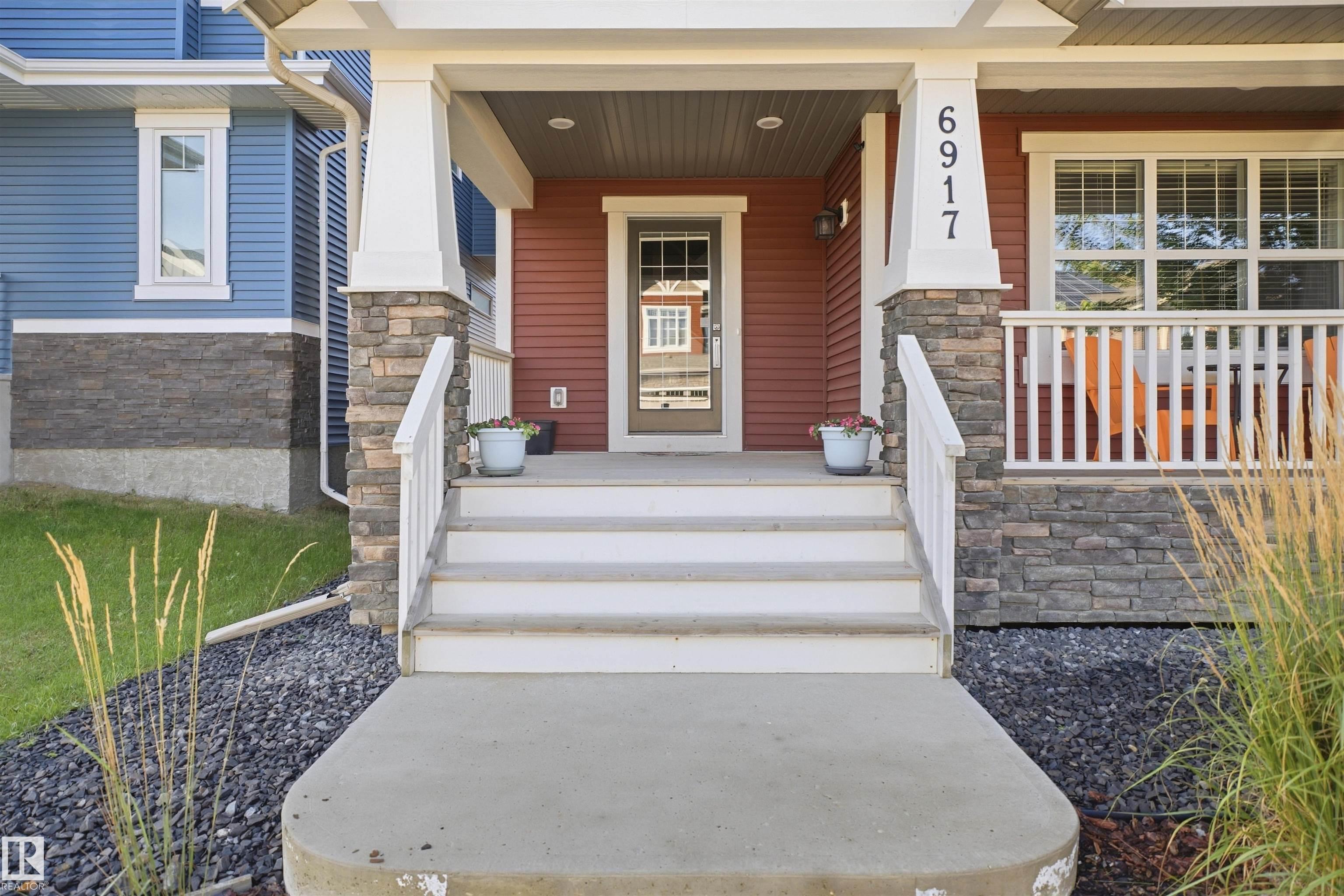 Listing photo thumbnail